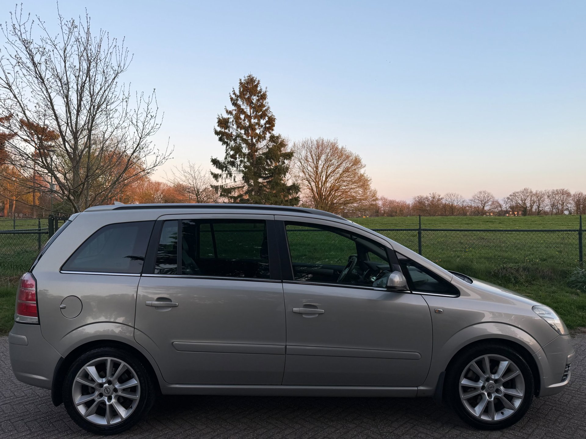 Foto van Opel Zafira