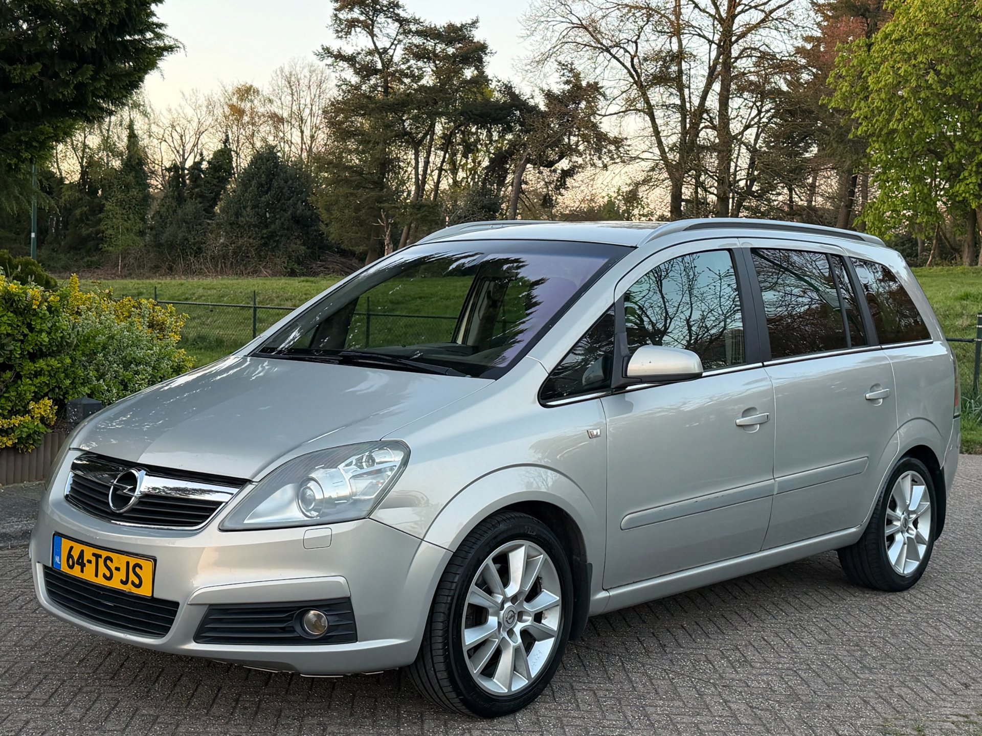 Foto van Opel Zafira