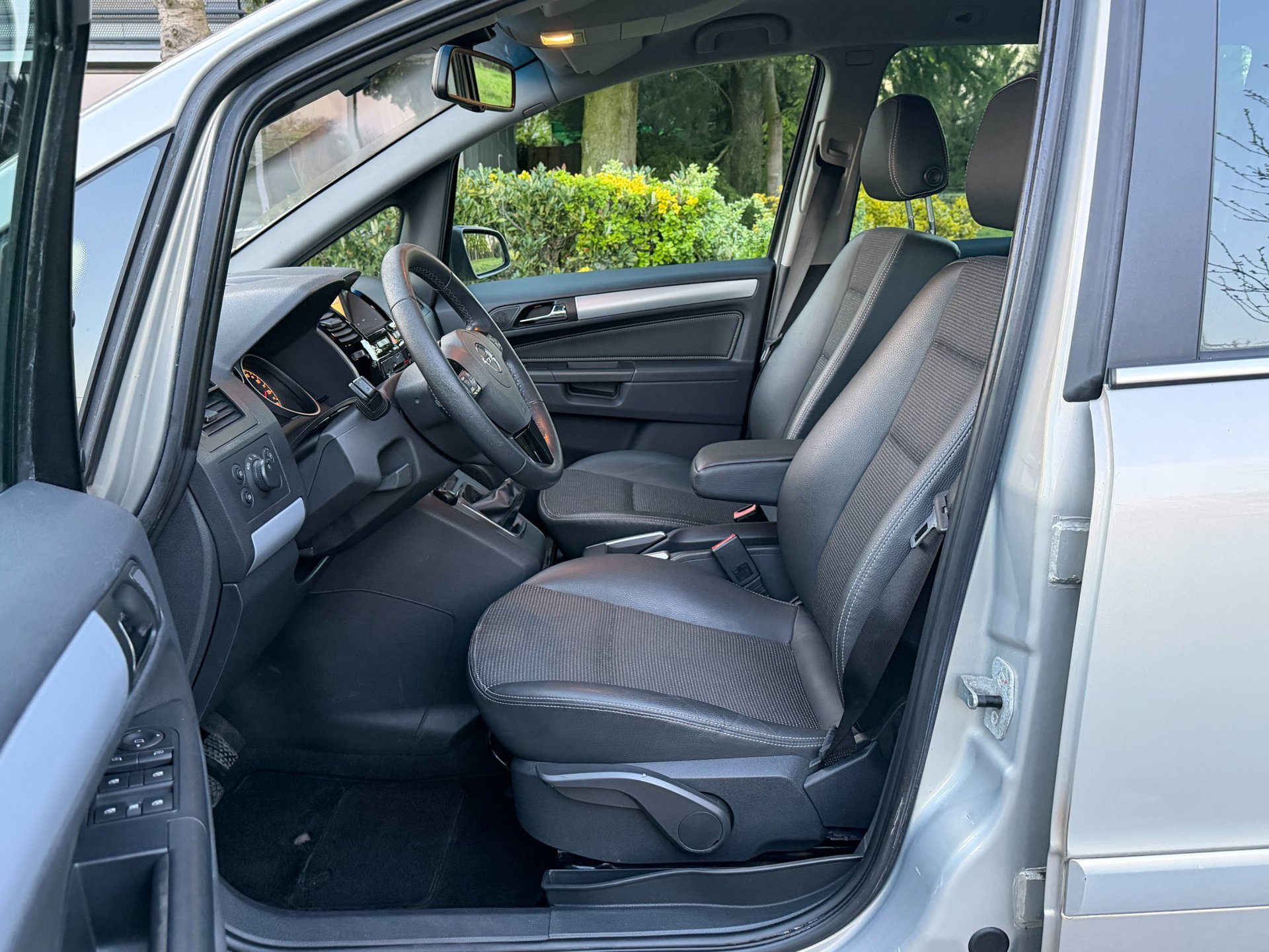 Foto van Opel Zafira