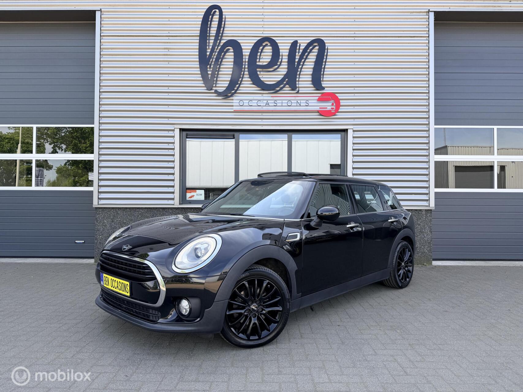 Foto van MINI CLUBMAN COOPER