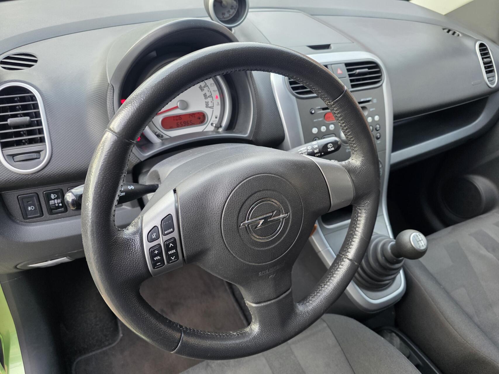 Foto van Opel Agila