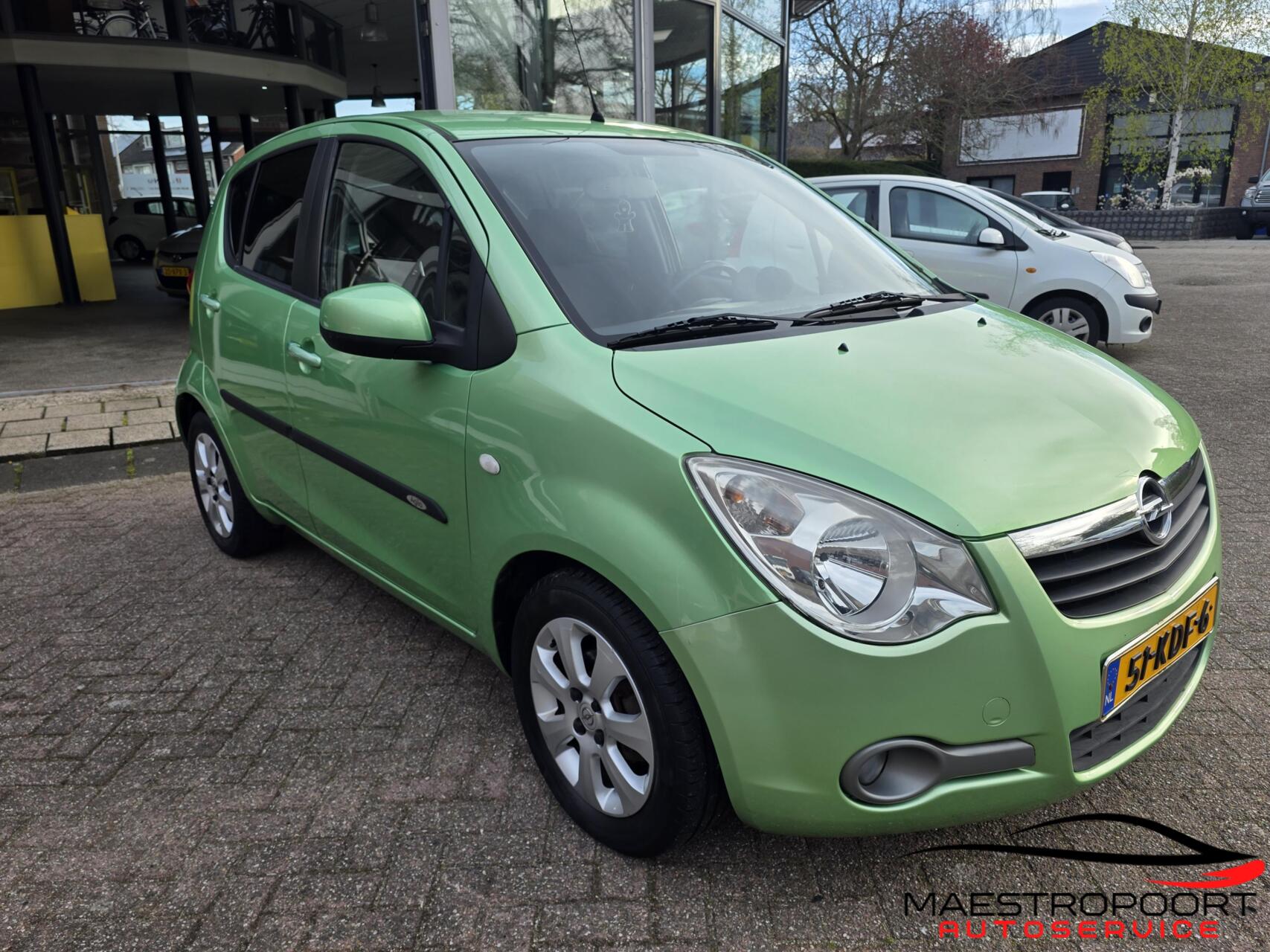 Foto van Opel Agila