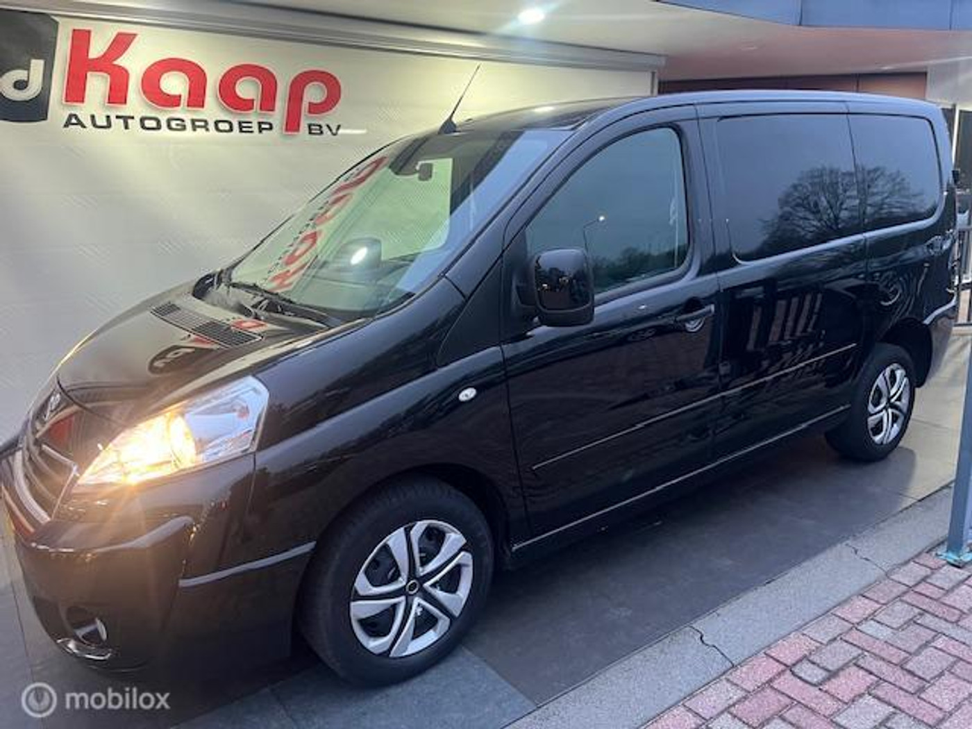 Foto van PEUGEOT EXPERT