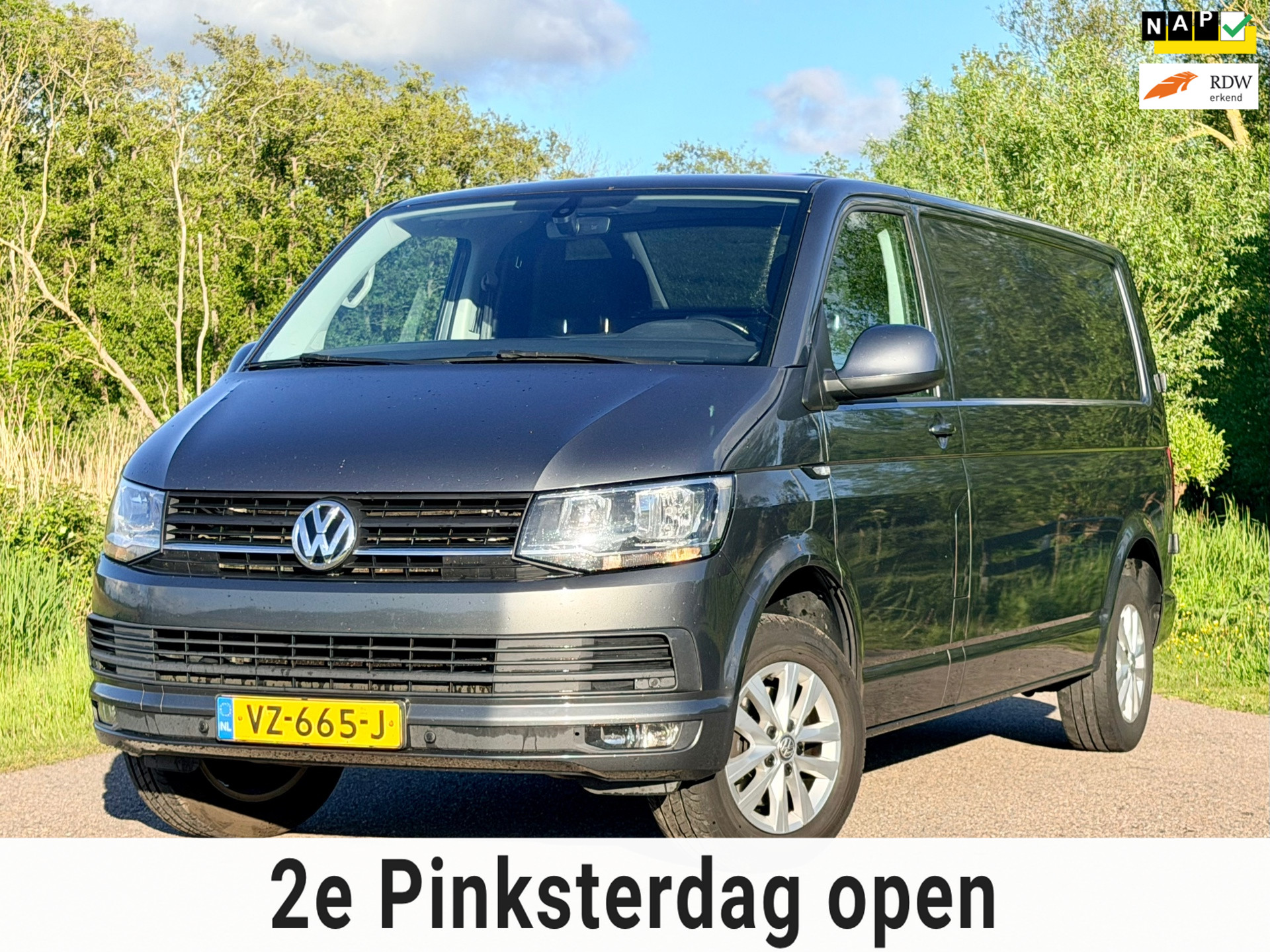 Volkswagen Transporter 2.0 TDI L2H1 Automaat Airco Navi Cruise Control PDC LMV Perfect Onderhouden NAP 2016 - voorkant