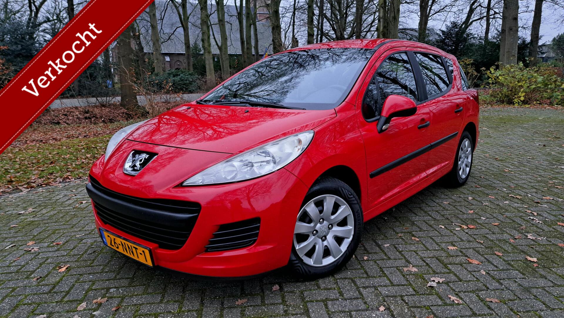 Peugeot 207 SW 1.4 XR Plus Pack AIRCO CRUISE TREKHAAK PDC 2010 - voorkant