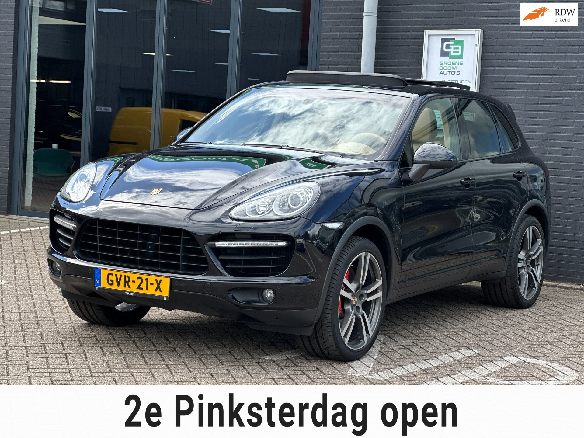 Foto van PORSCHE CAYENNE TURBO
