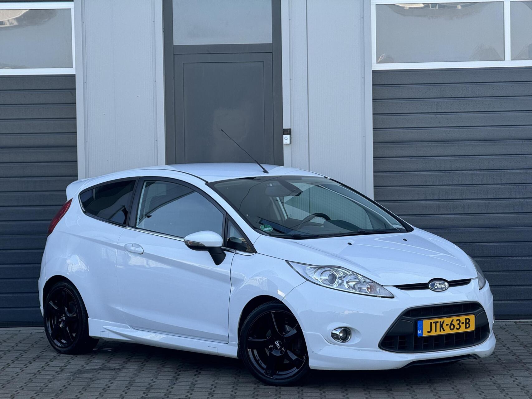 Ford Fiesta 1.6 Sport 120PK+ / ST Line 2009 - voorkant