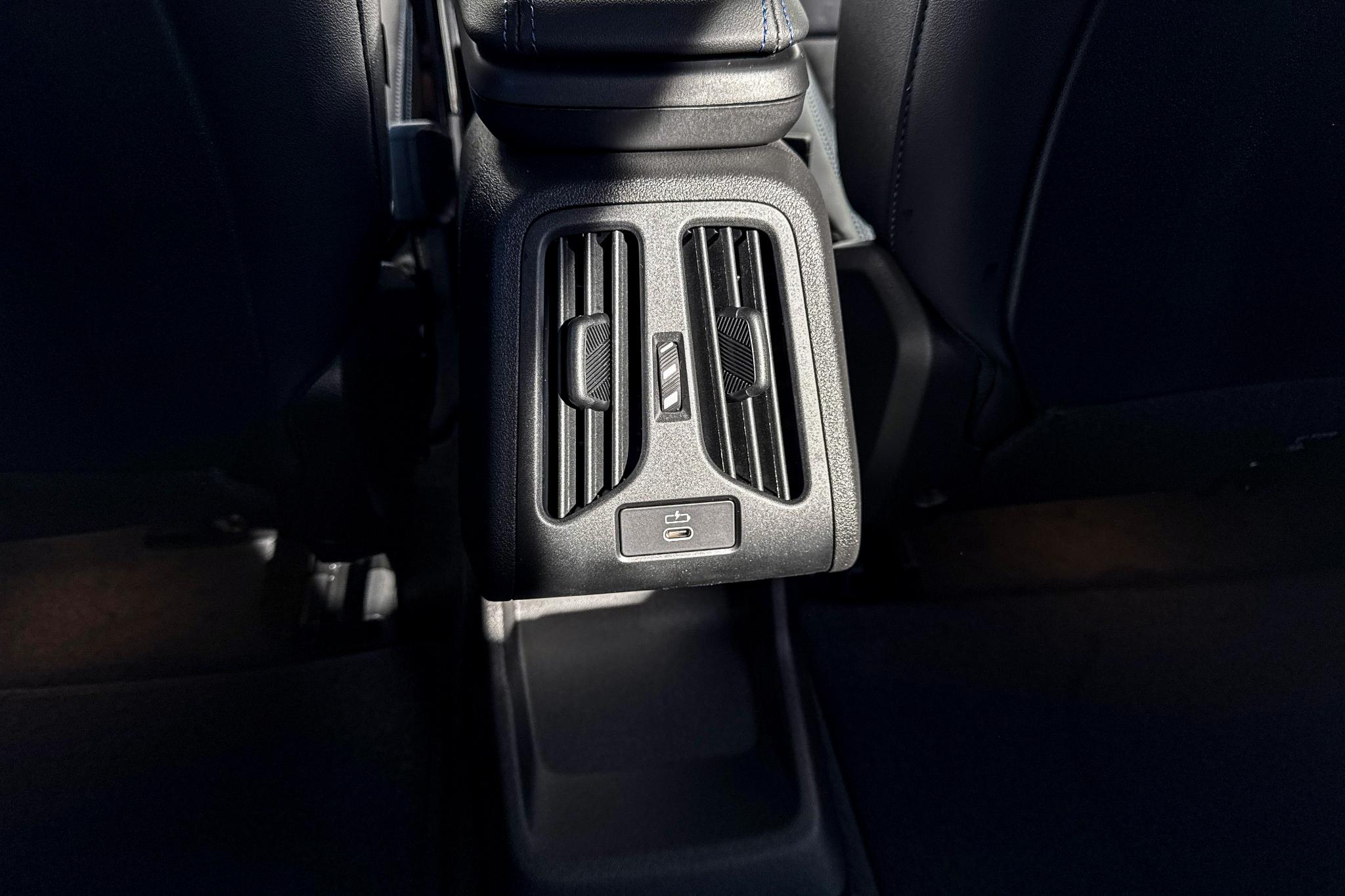 Foto van BMW X1 Xdrive25e