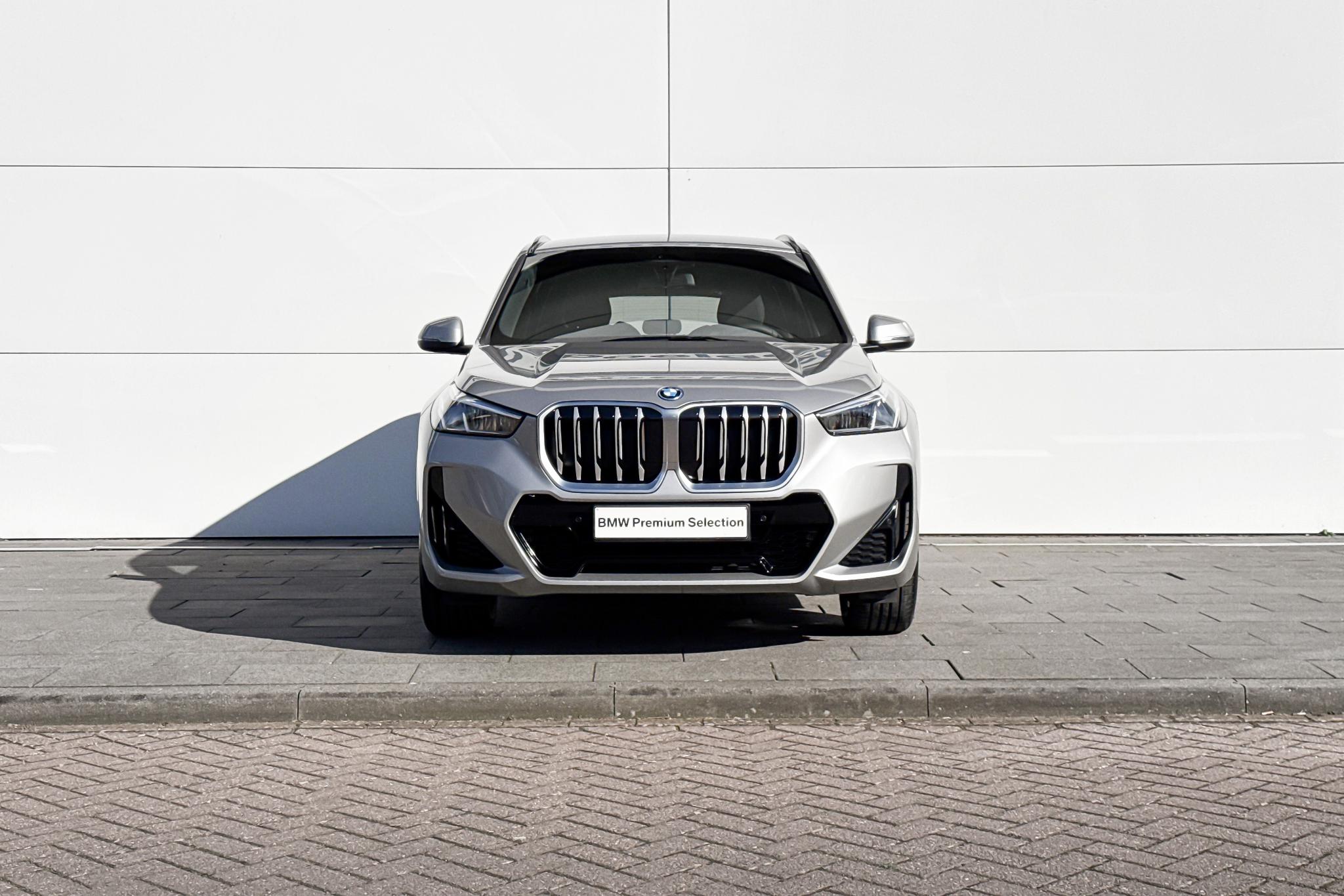 Foto van BMW X1 Xdrive25e