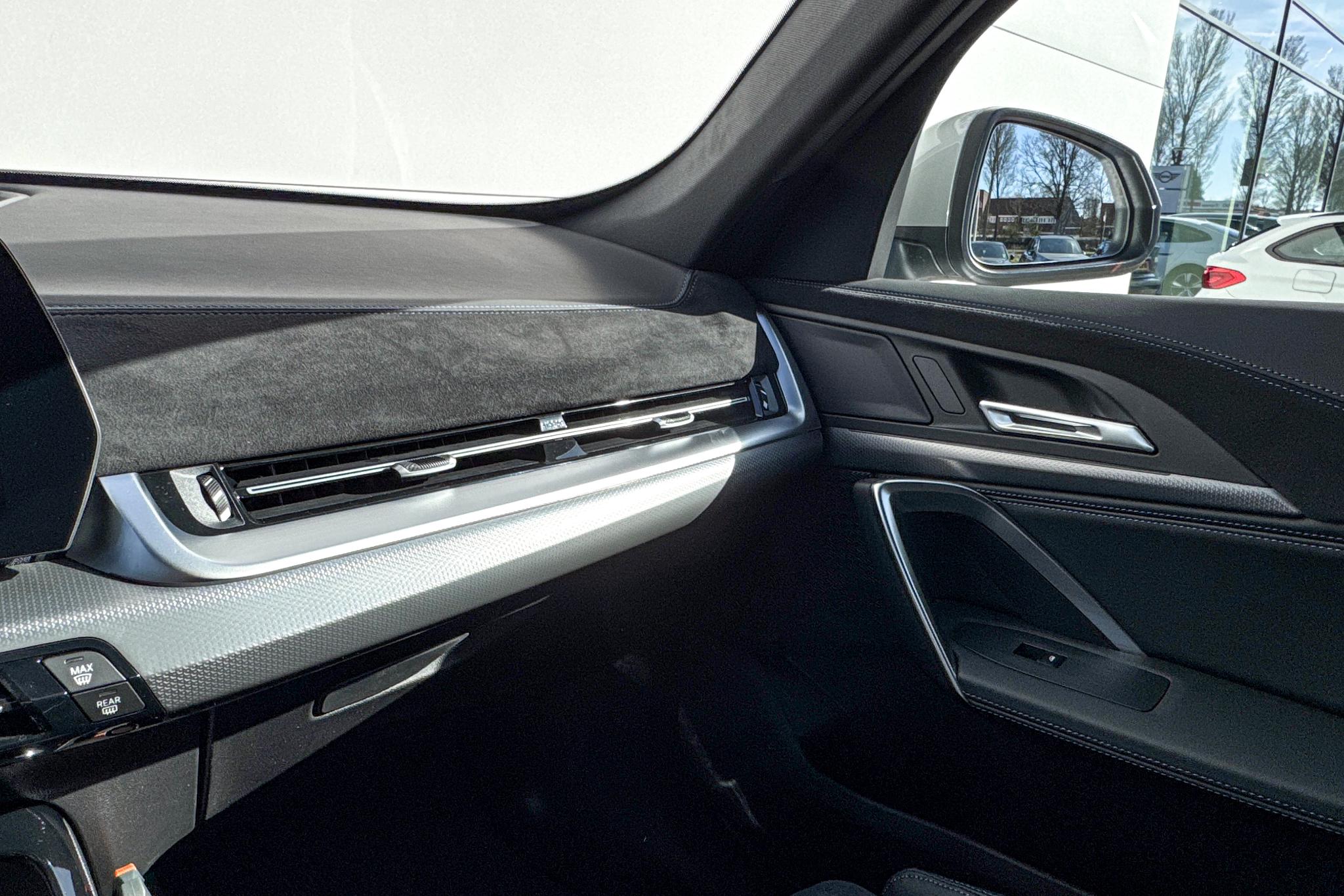 Foto van BMW X1 Xdrive25e