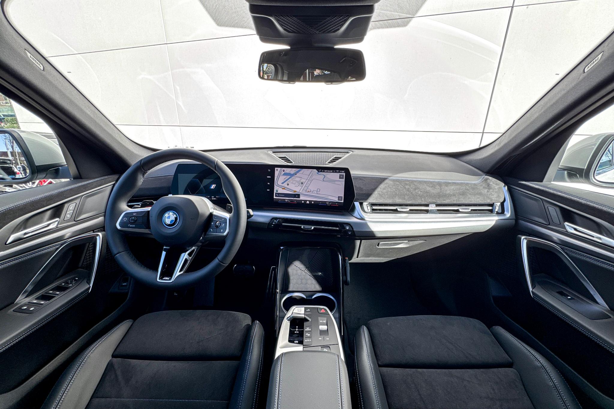Foto van BMW X1 Xdrive25e