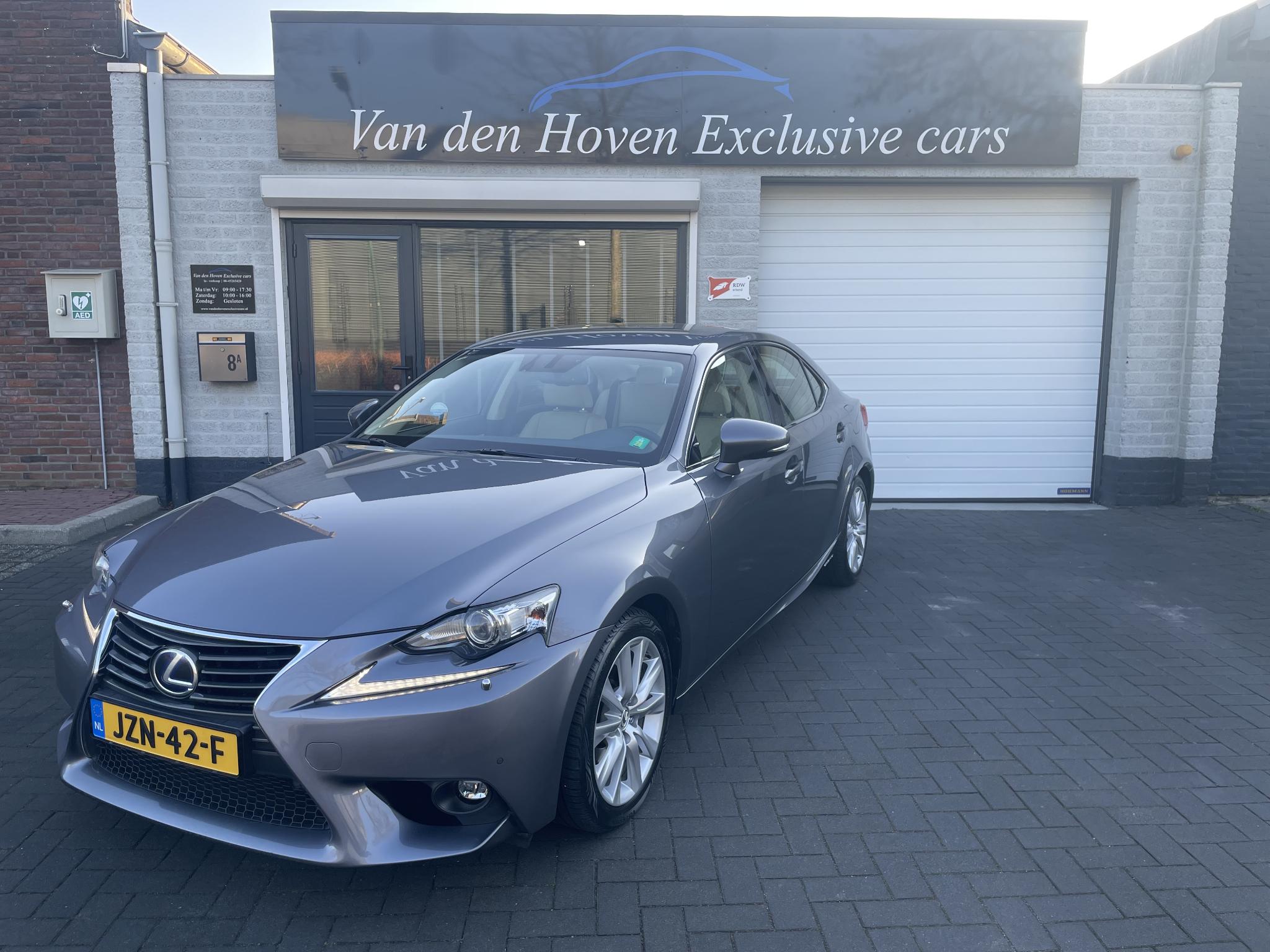 Foto van LEXUS LEXUS IS300H