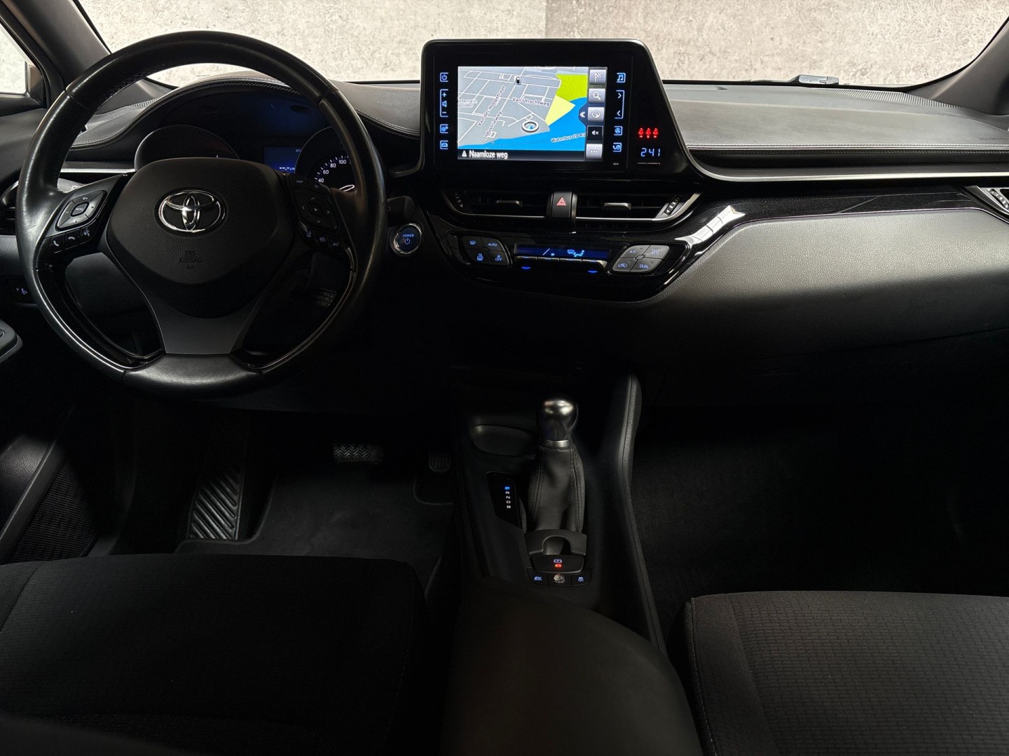 Foto van Toyota Toyota C-hr