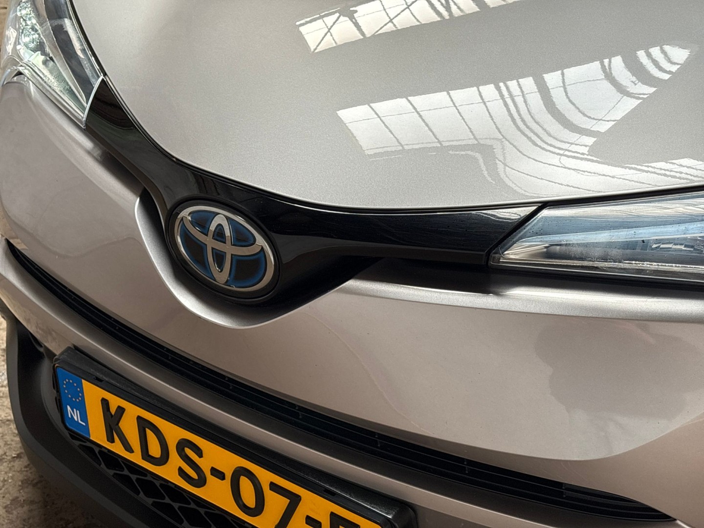 Foto van Toyota Toyota C-hr