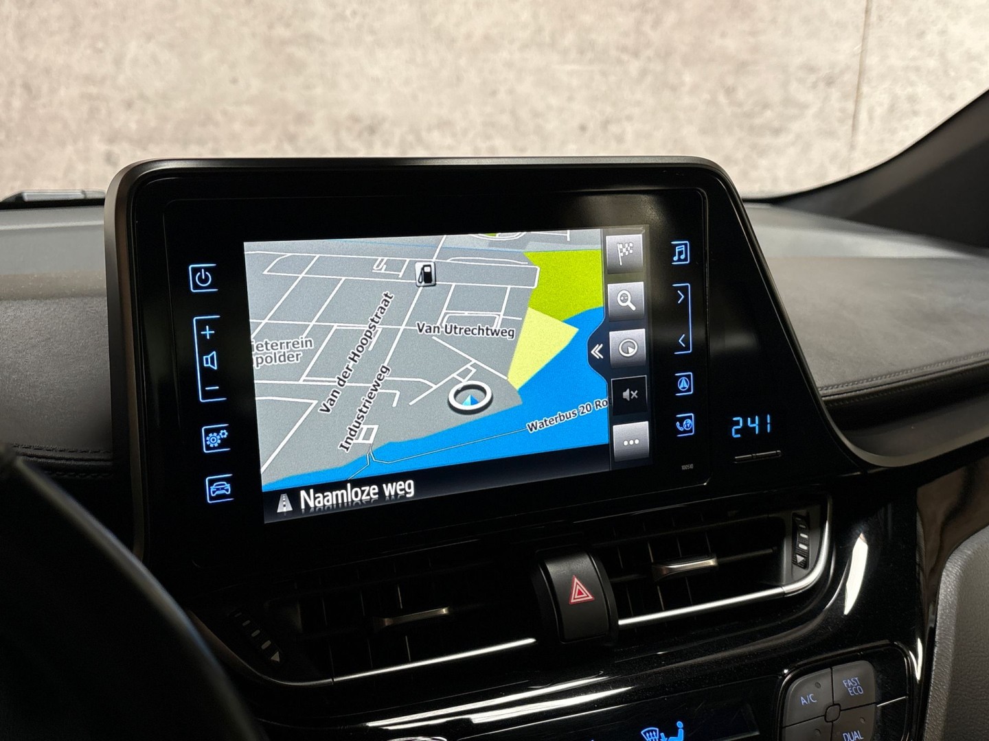 Foto van Toyota Toyota C-hr