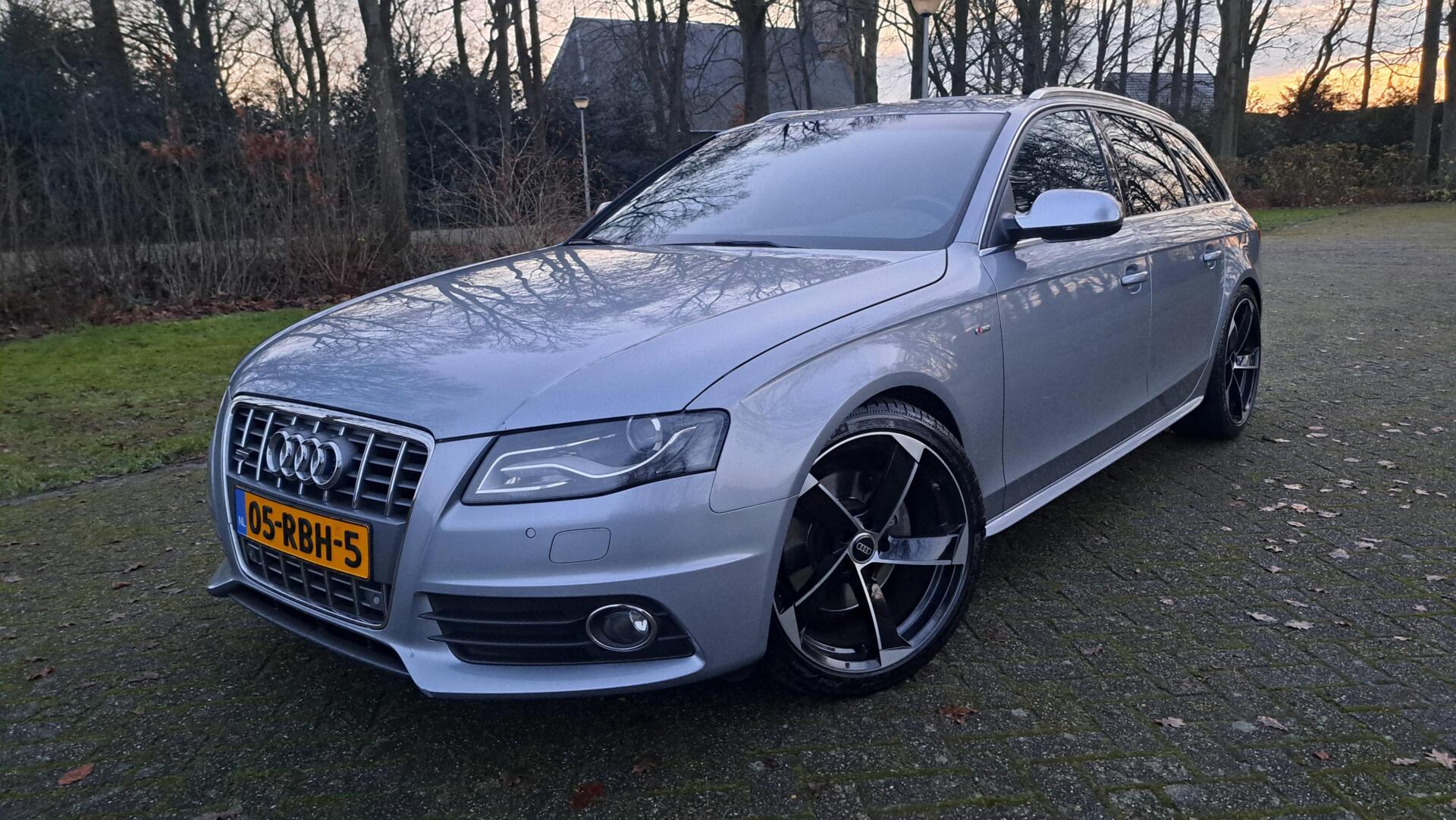 Audi Audi A4 2.0 TFSI Quattro Pro Line S 3x S-LINE UNIEK!! 2011 - voorkant