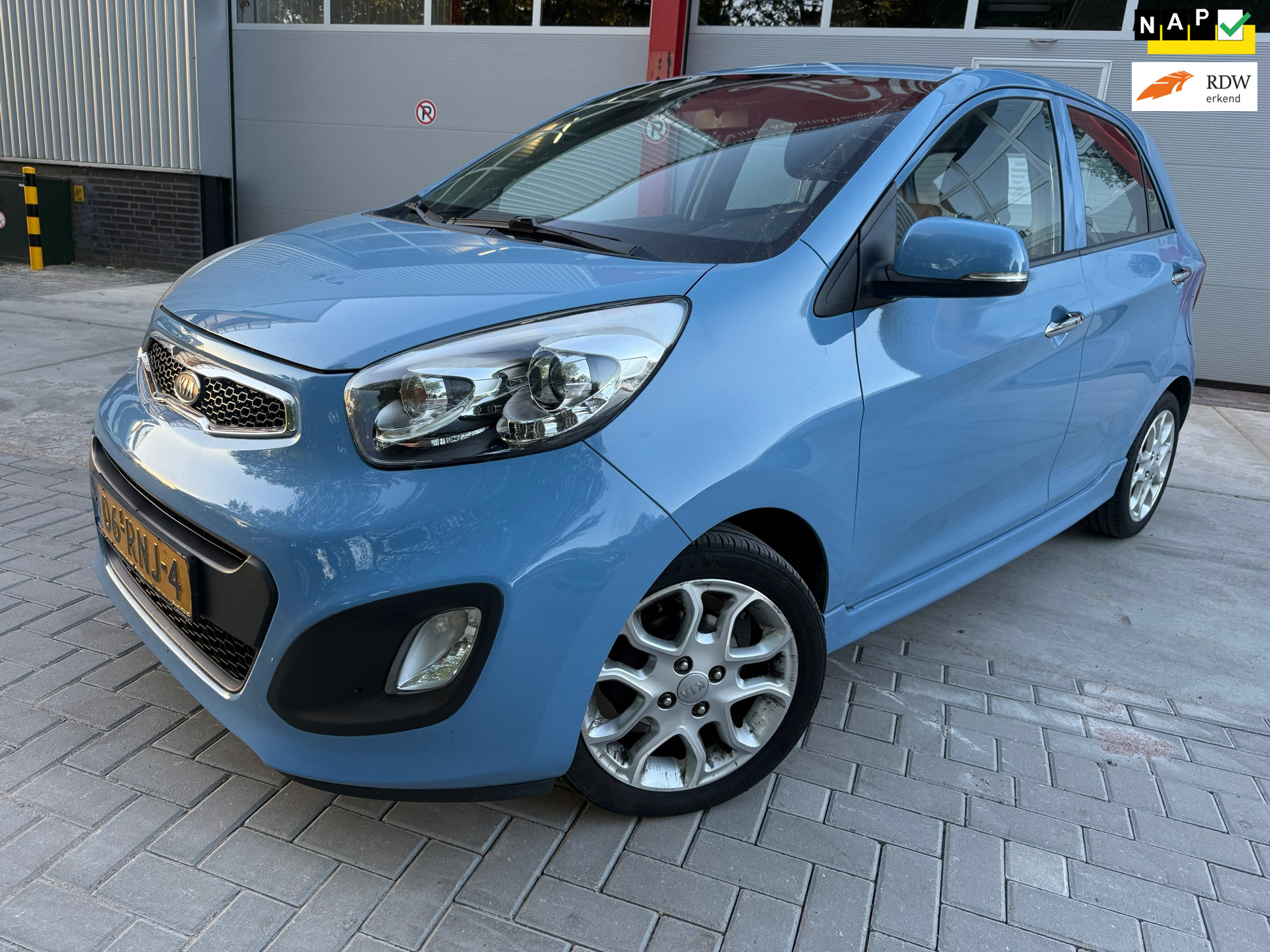 Kia Picanto 1.2 CVVT Comfort Pack Full Options 2012 - voorkant