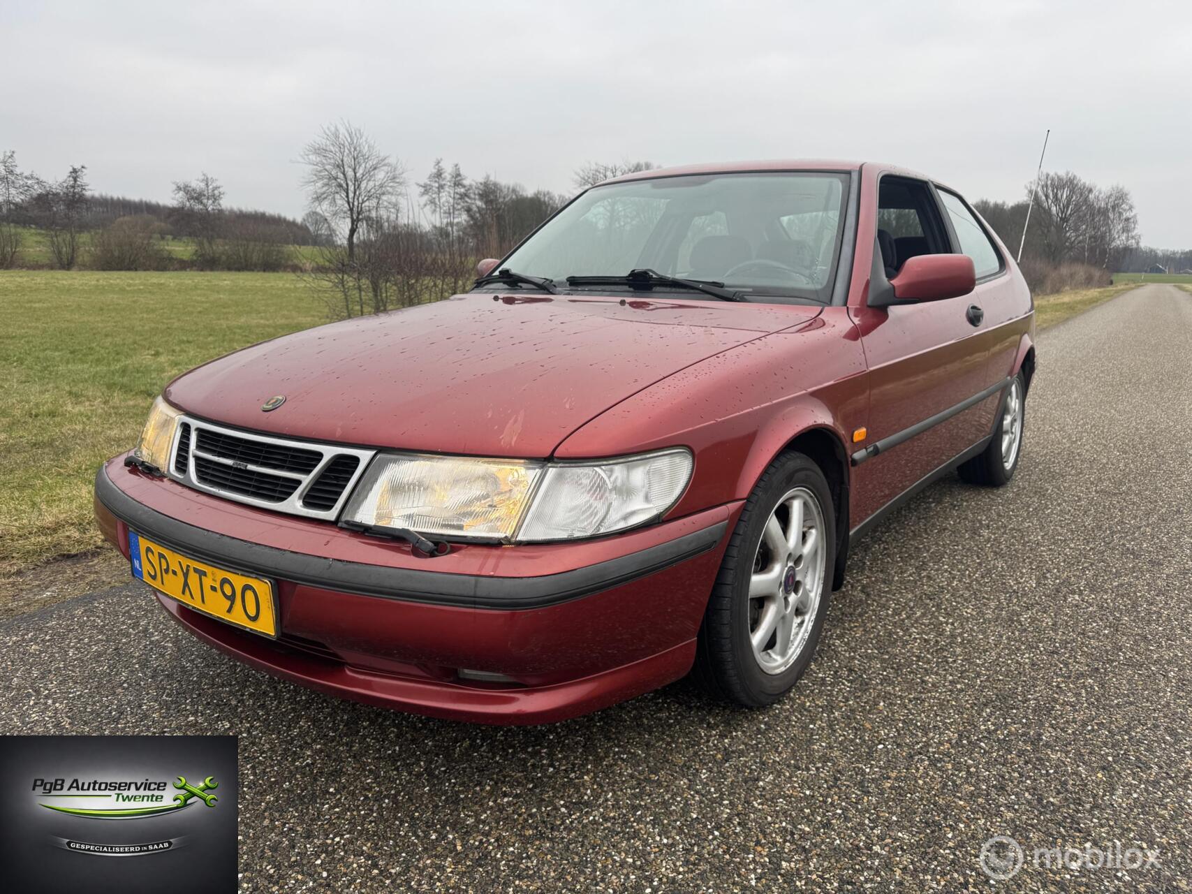 Foto van SAAB SAAB 900