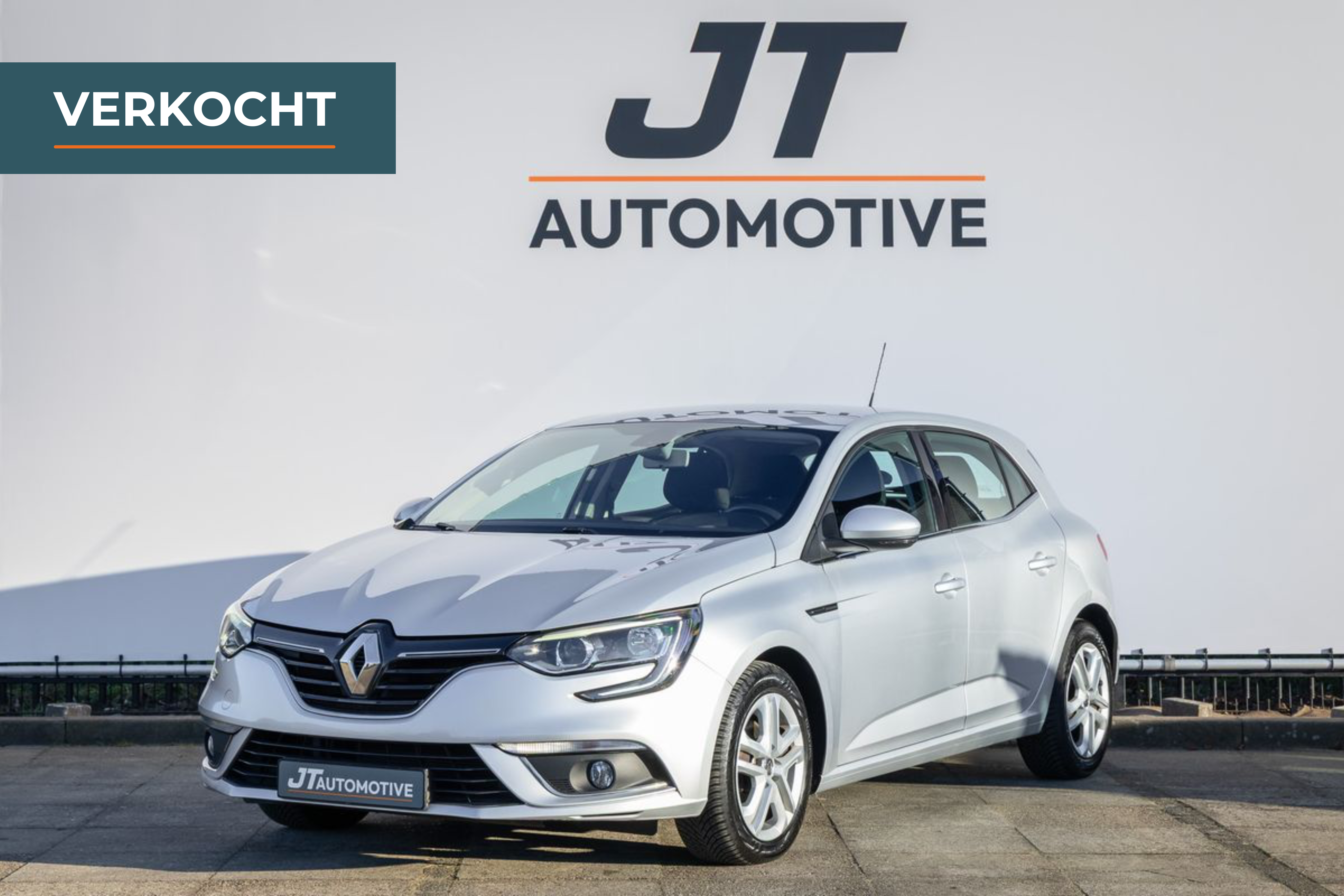 Renault Mégane 1.3 TCe Zen | Trekhaak | Cruise | Halfledere bekleding 2018 - voorkant