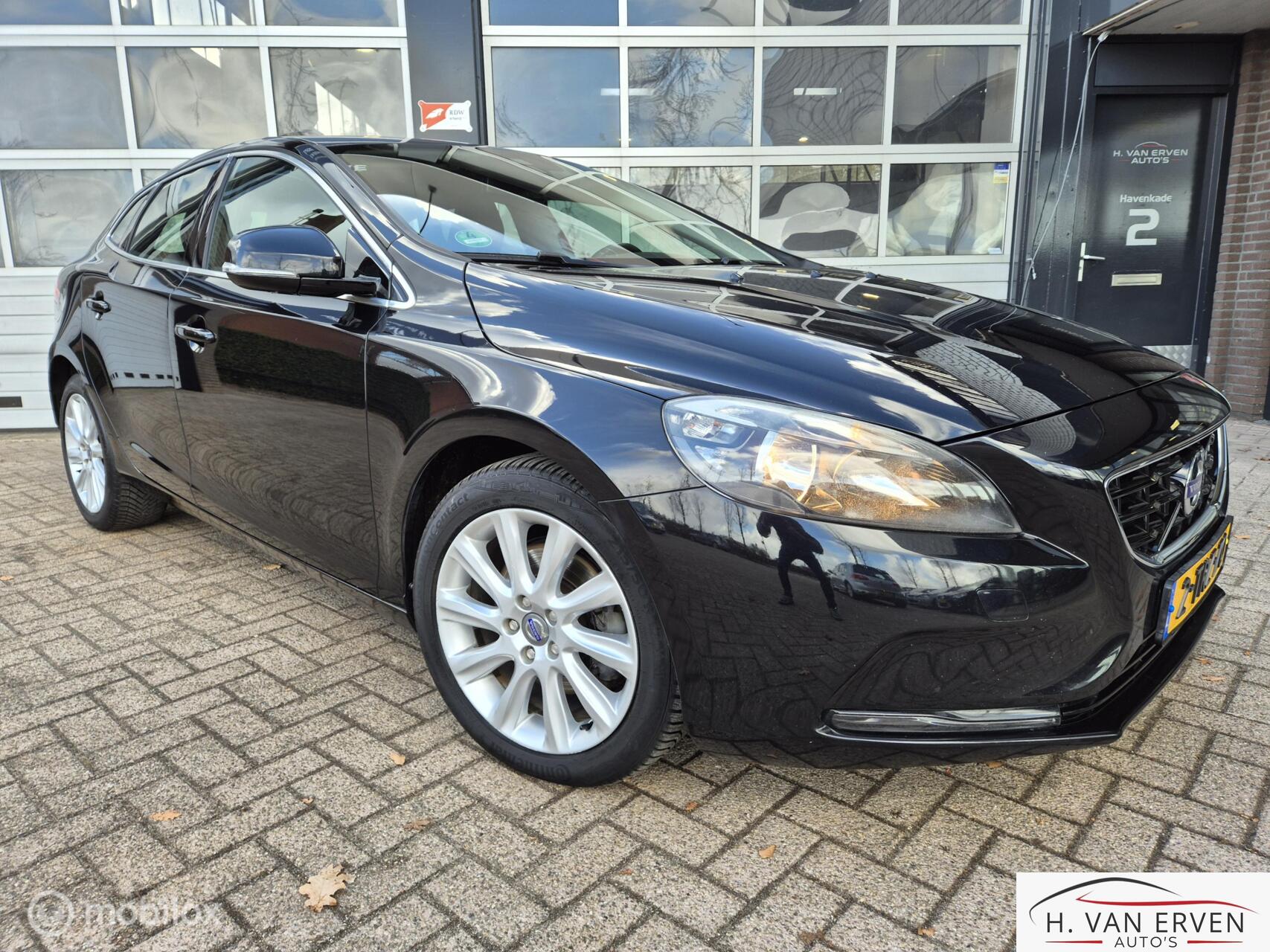 Foto van VOLVO V40