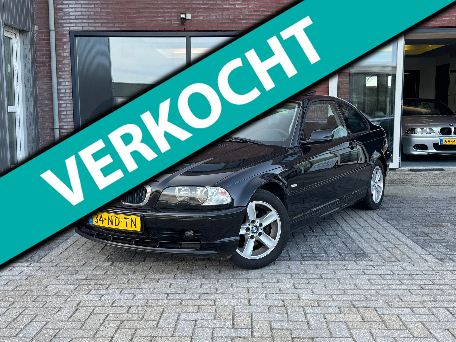 BMW 3er Reihe 318Ci Executive | NWE APK | Pano | 1/2 Leer | 2003 - voorkant