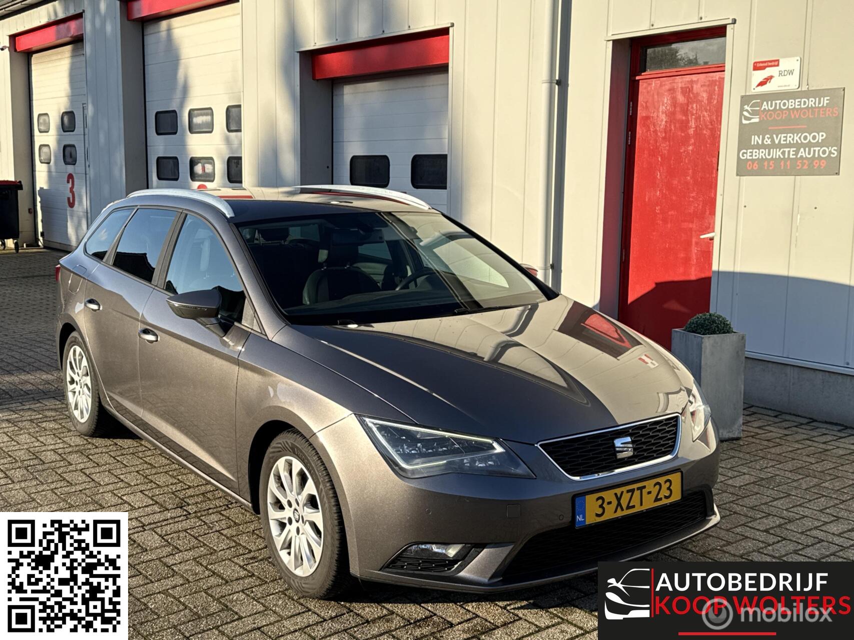 Seat Leon ST 1.6 TDI  LED CLIMA 110PK NAVI 2014 - voorkant