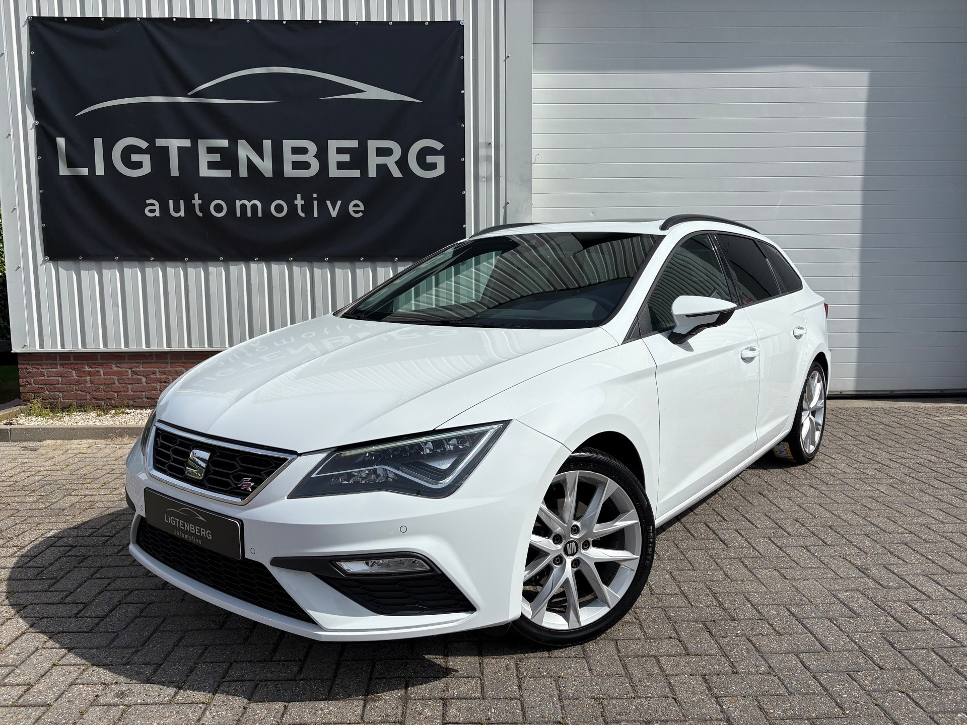 Foto van SEAT LEON ST