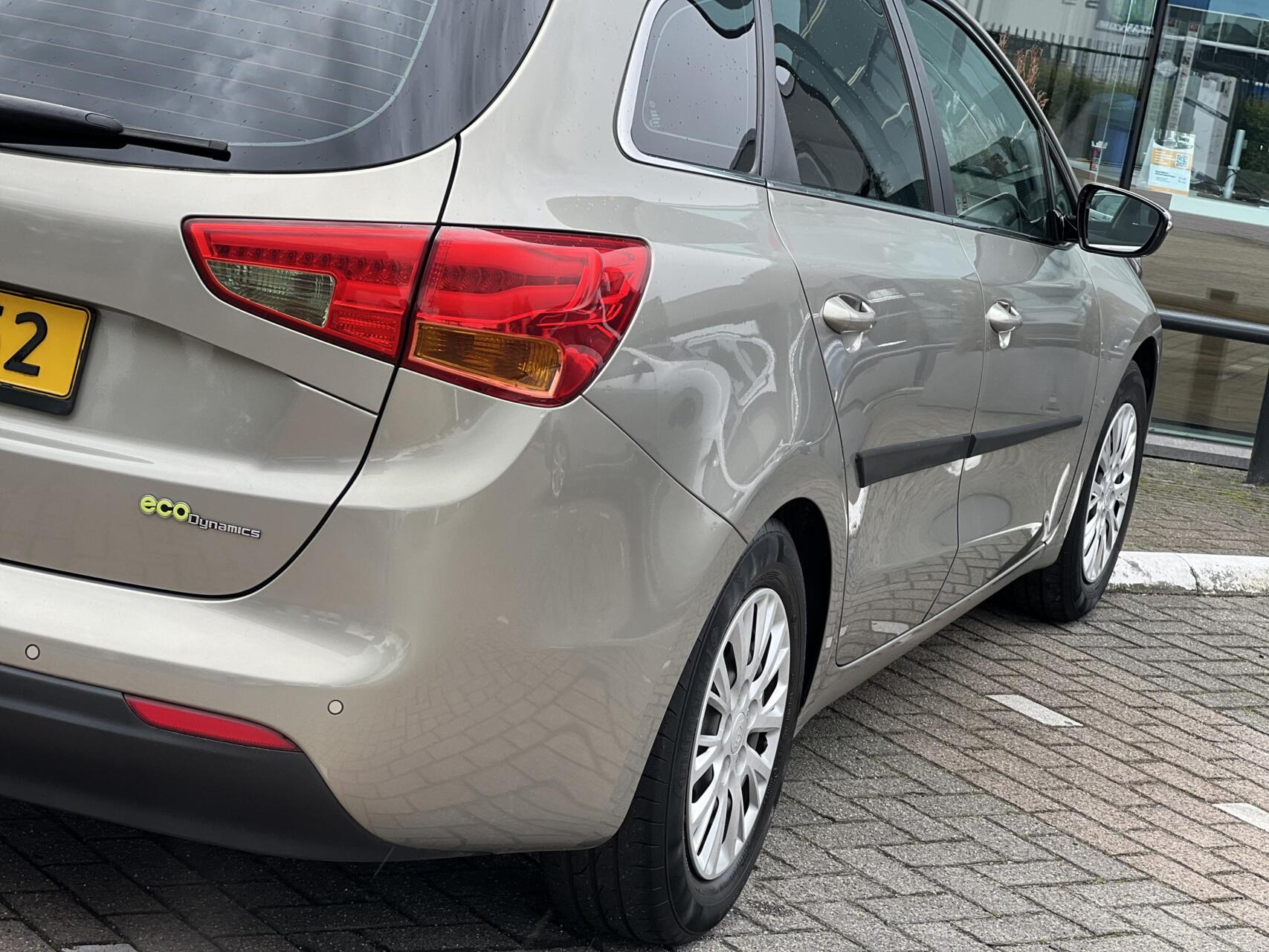 Foto van Kia Cee D