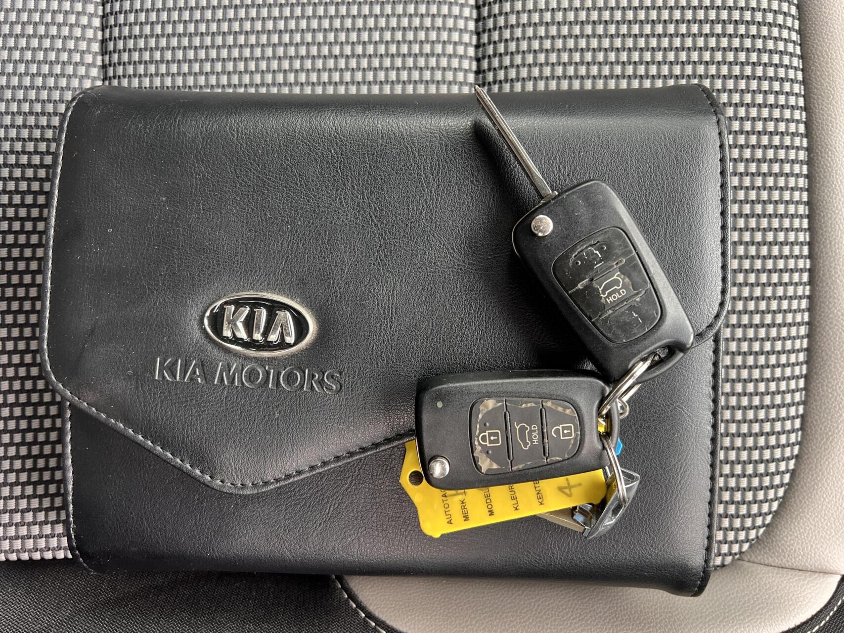 Foto van Kia Cee D