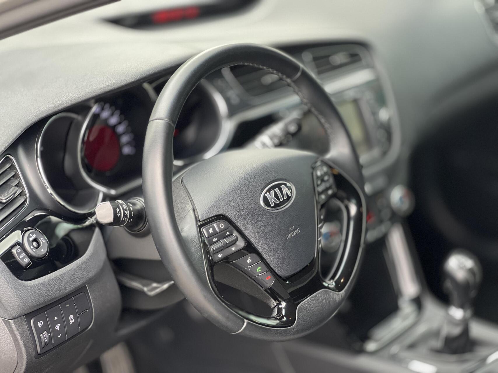 Foto van Kia Cee D