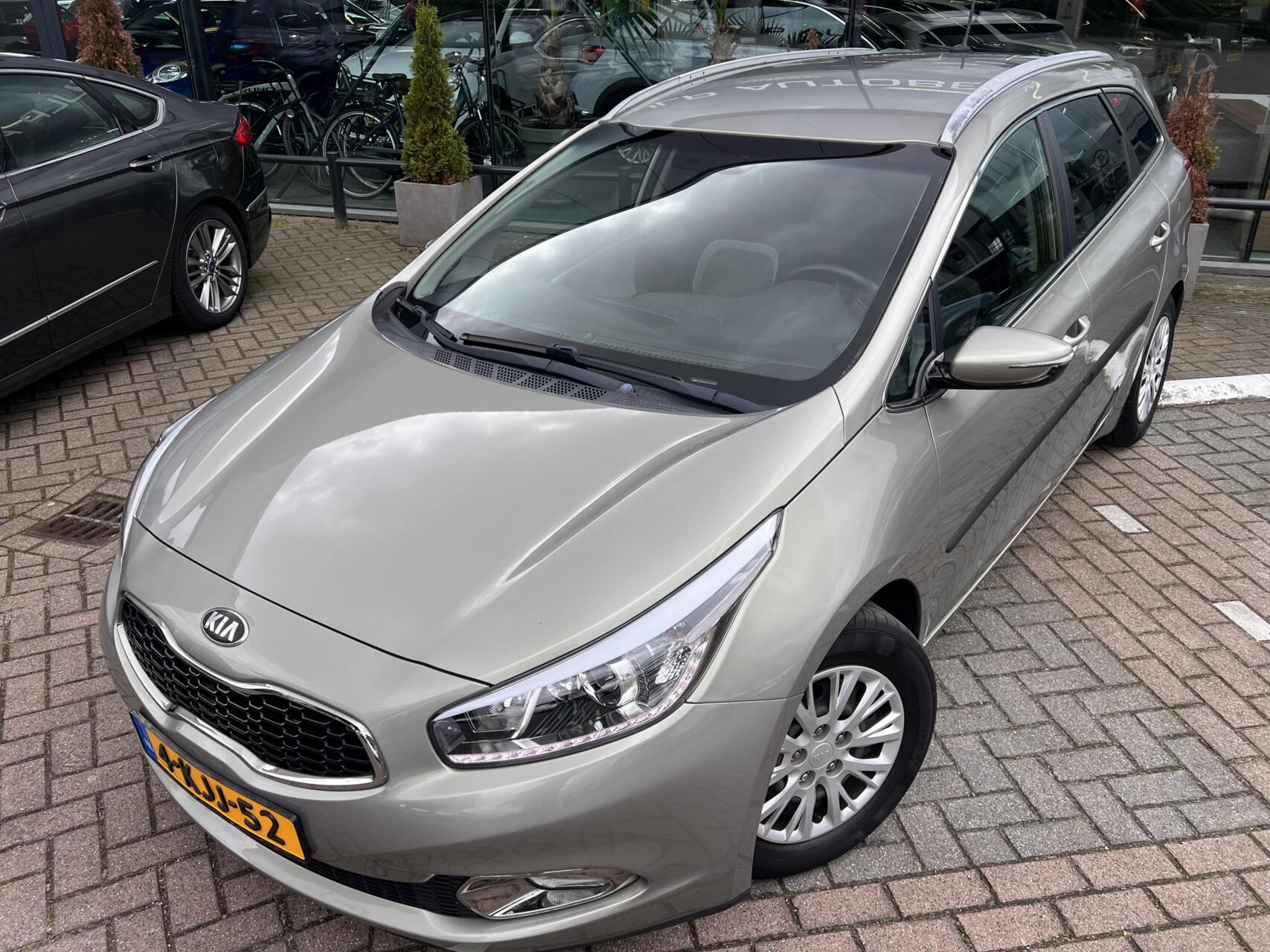 Foto van Kia Cee D