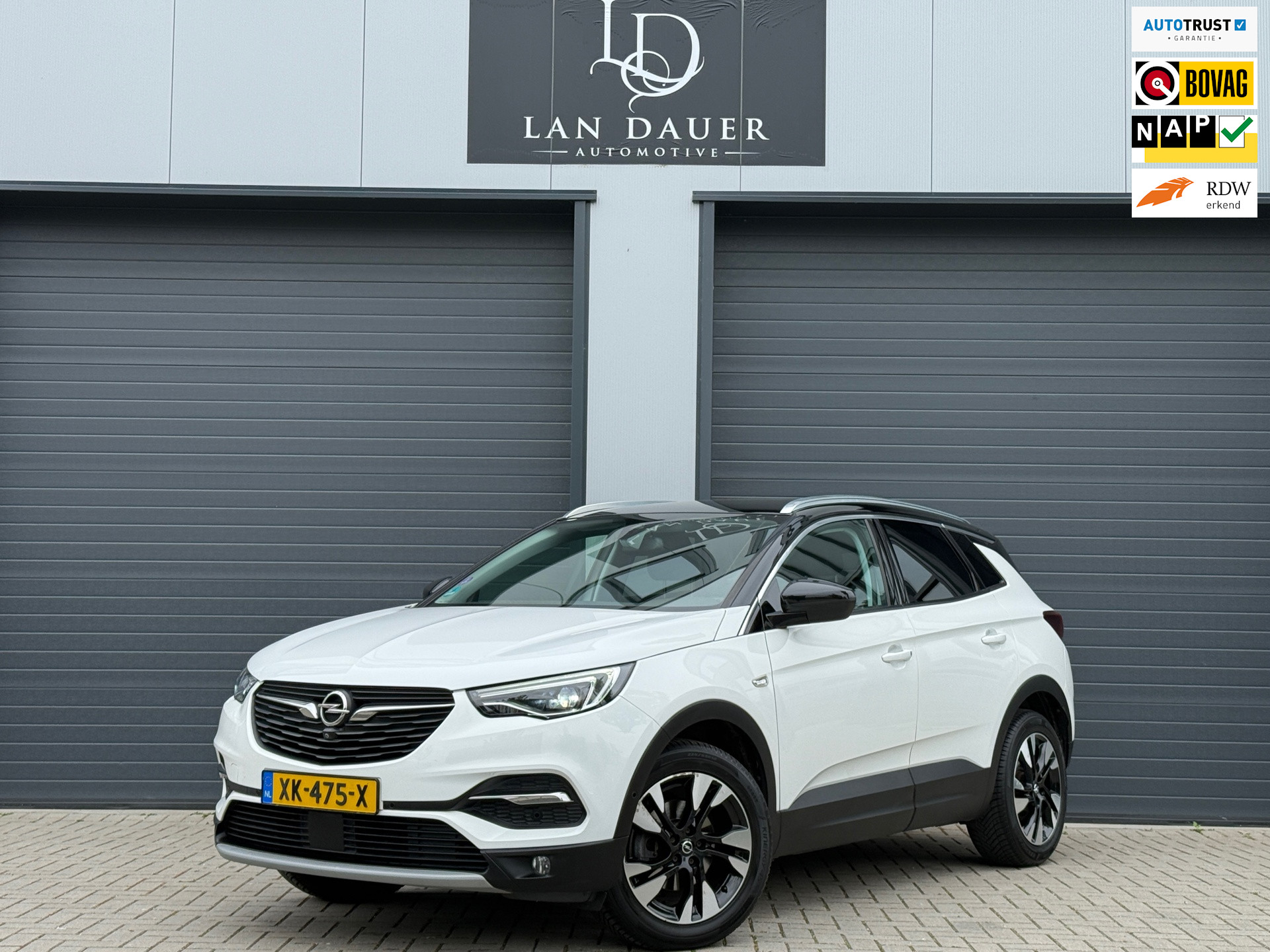 Foto van OPEL GRANDLAND X