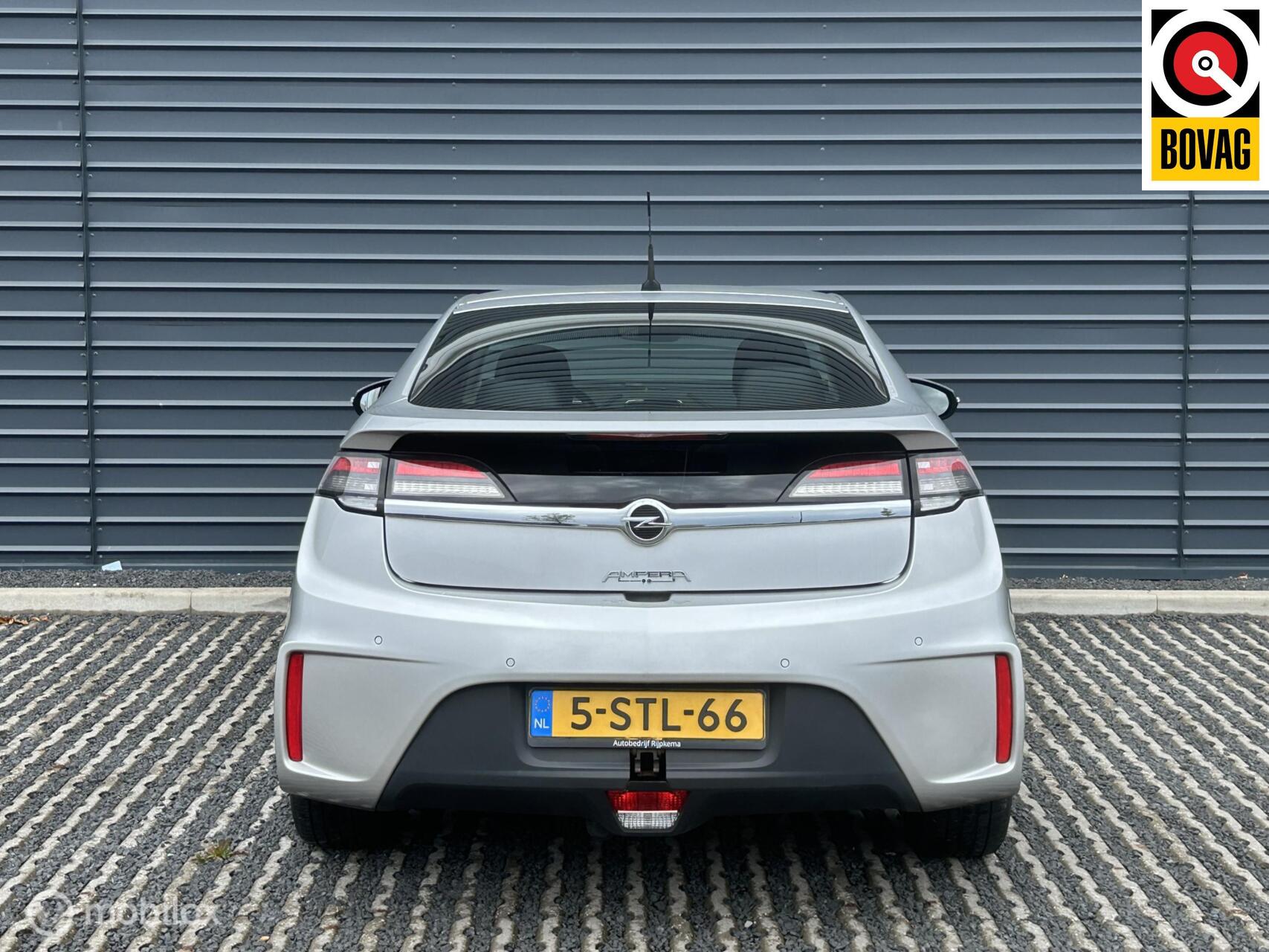 Foto van Opel Ampera