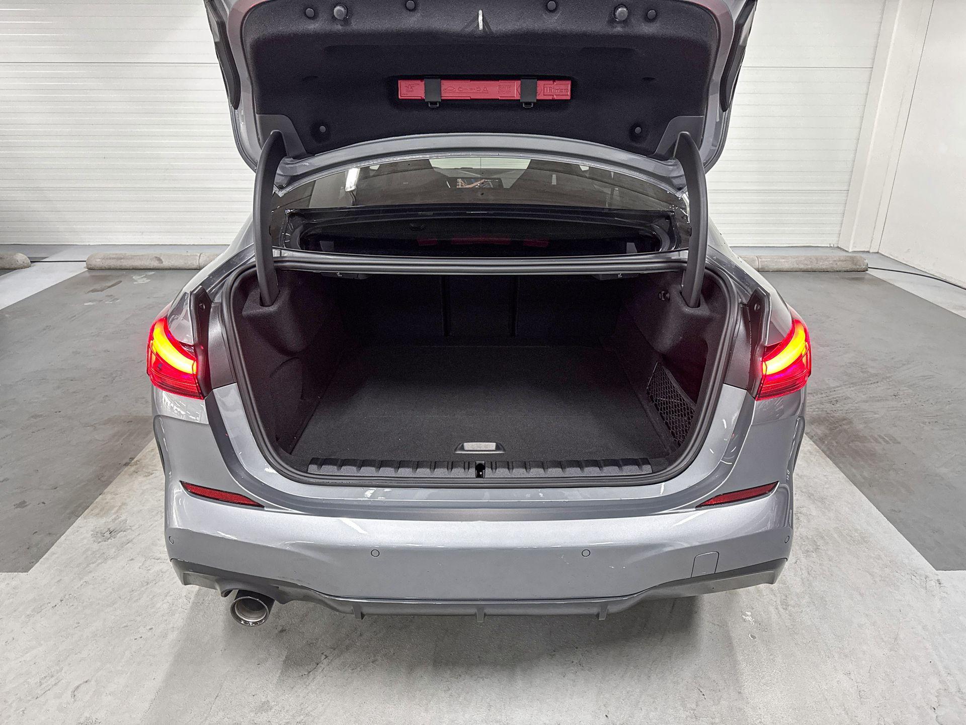 Foto van BMW 218i
