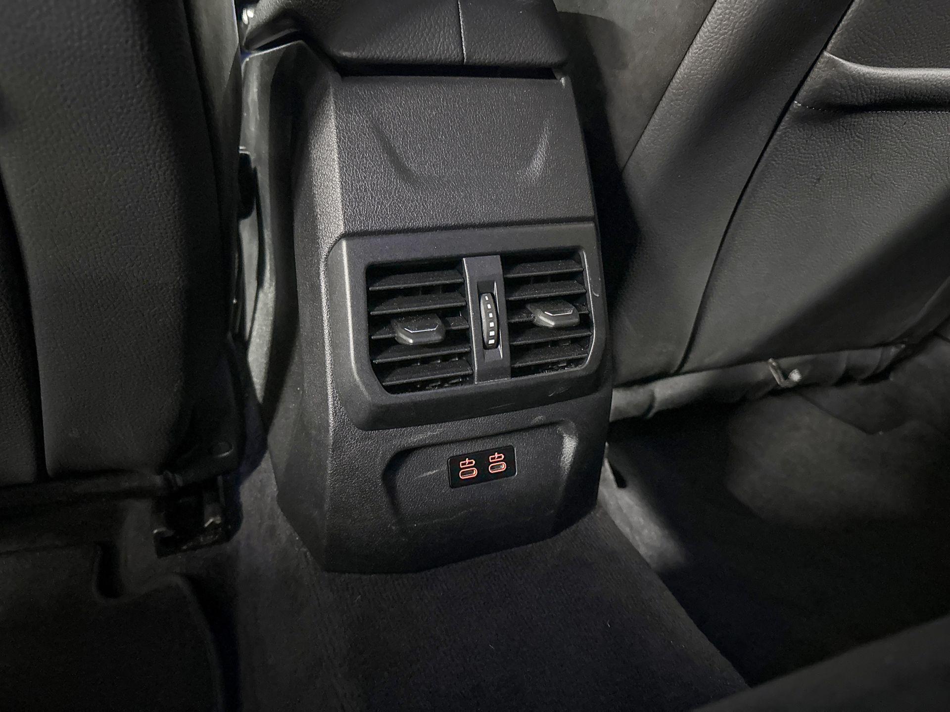 Foto van BMW 218i