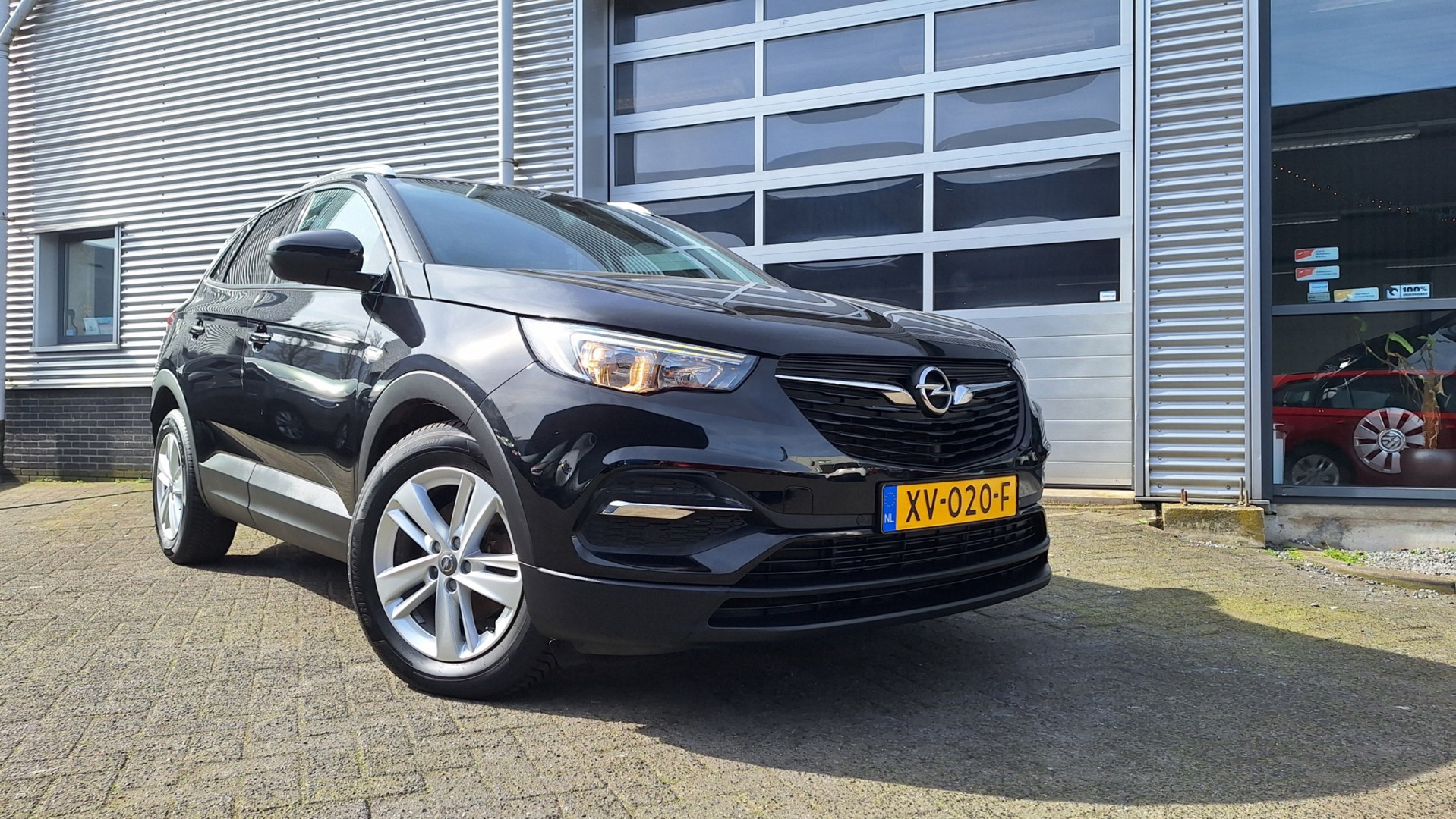 Foto van OPEL GRANDLAND X
