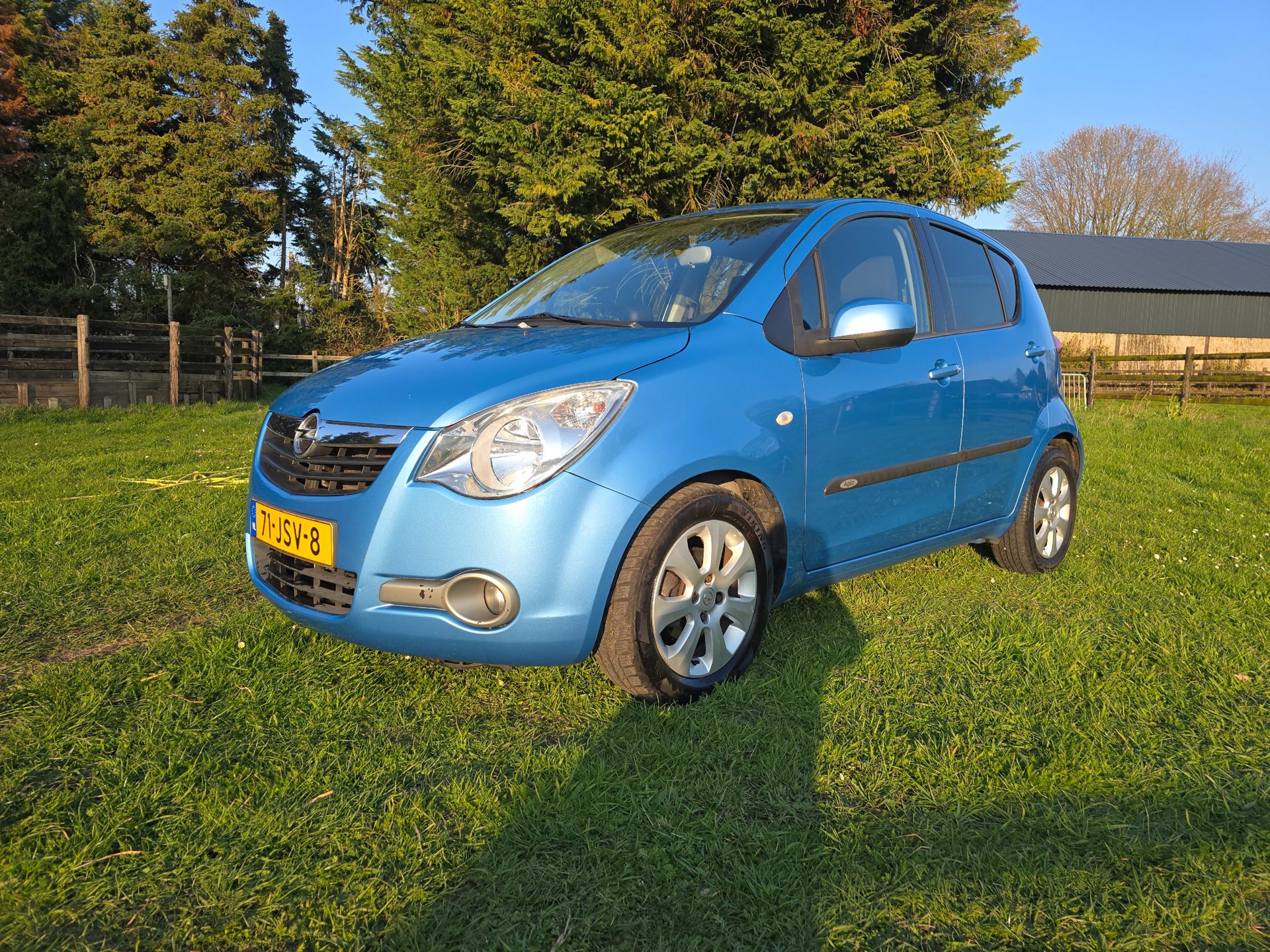 Foto van Opel Agila