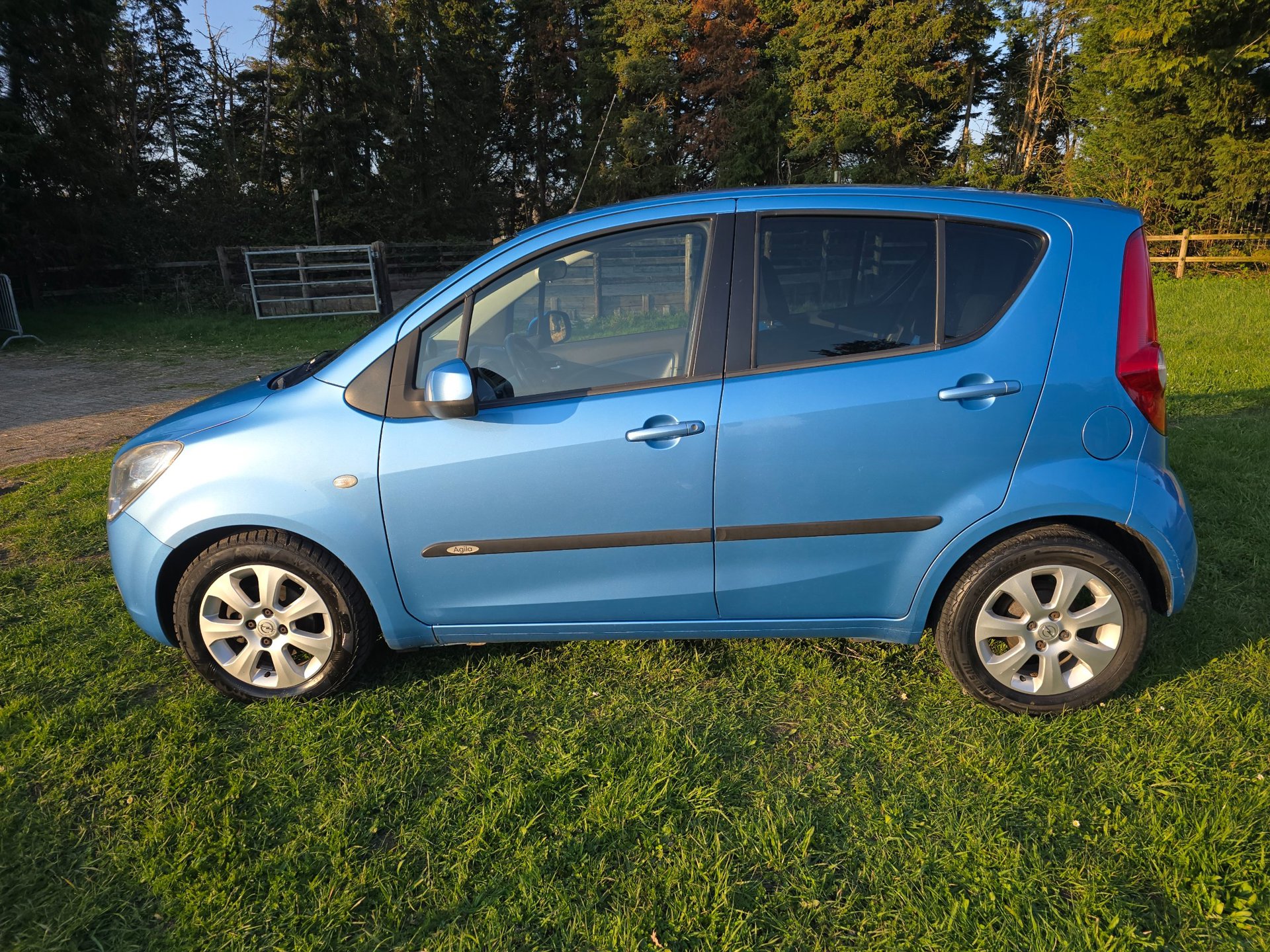 Foto van Opel Agila