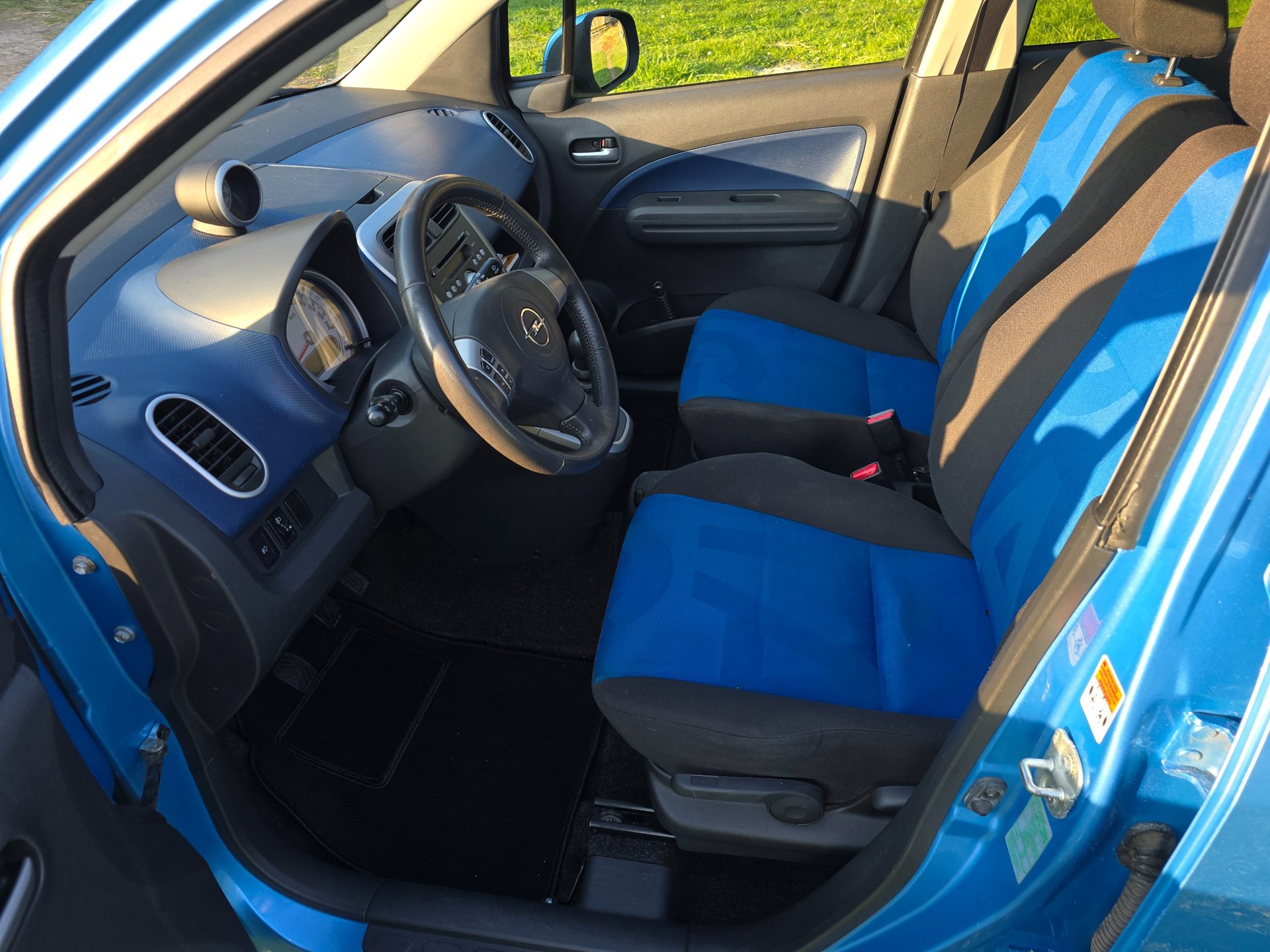 Foto van Opel Agila