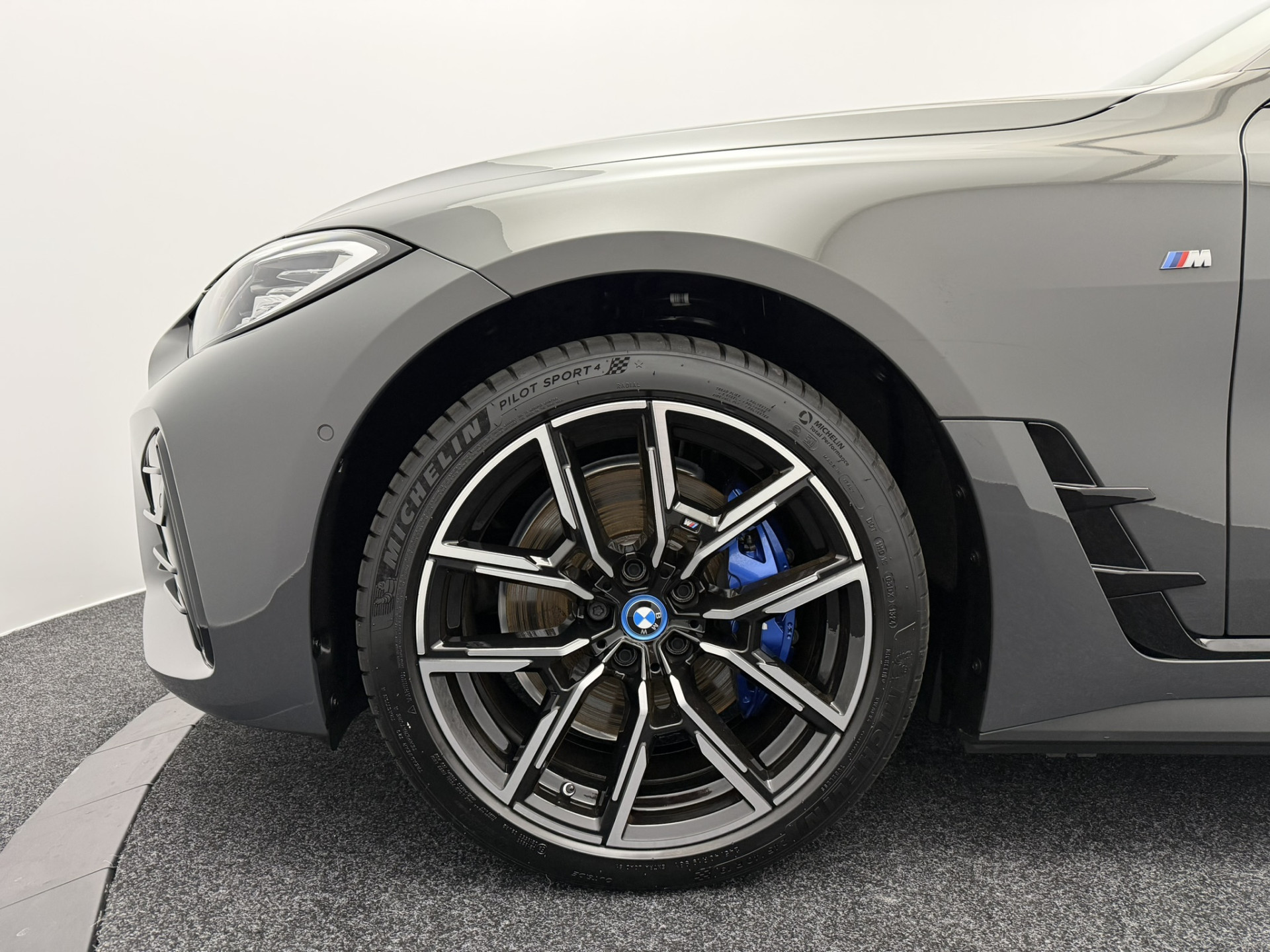 Foto van BMW I4 Edrive40