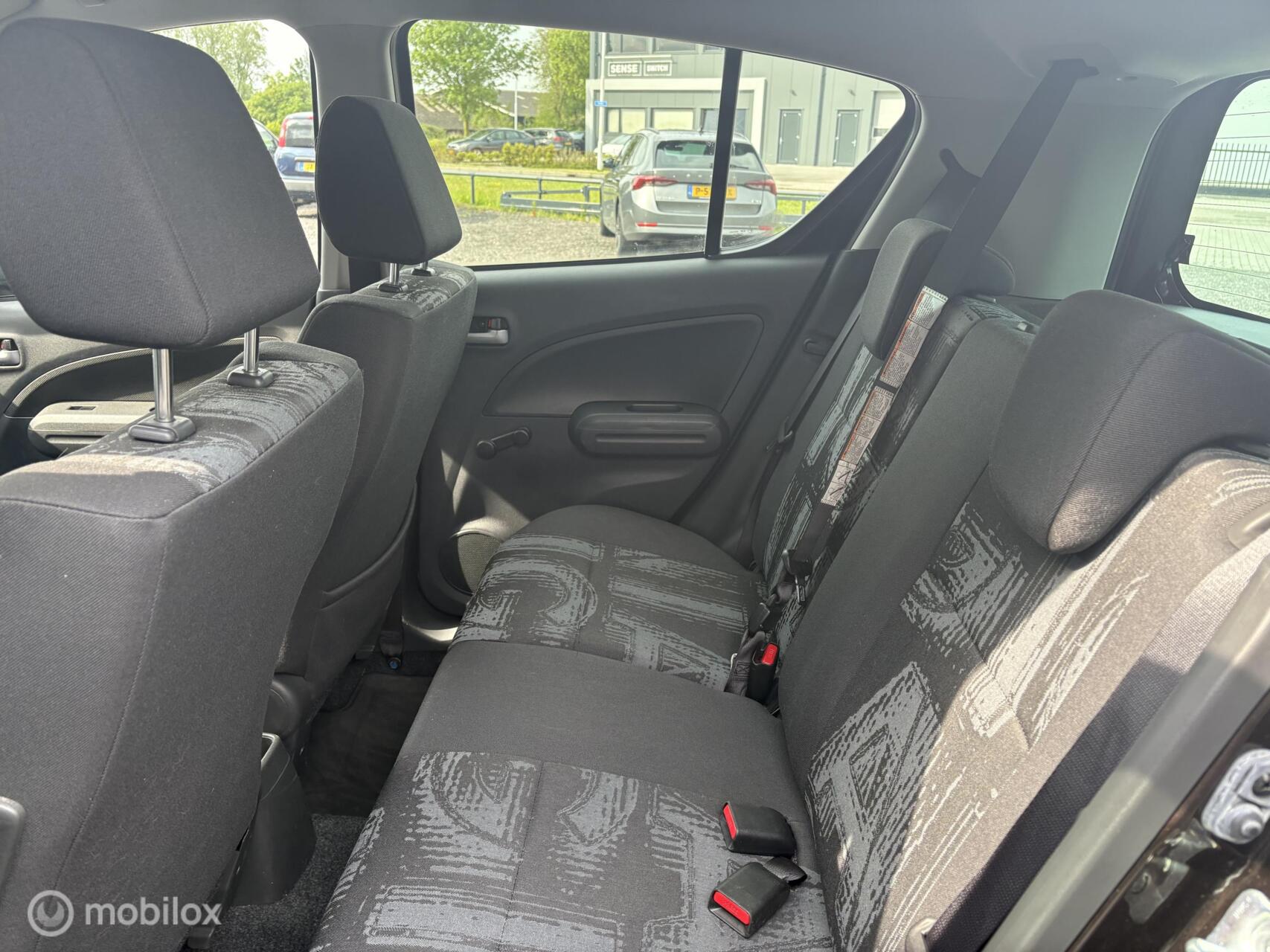 Foto van Opel Agila