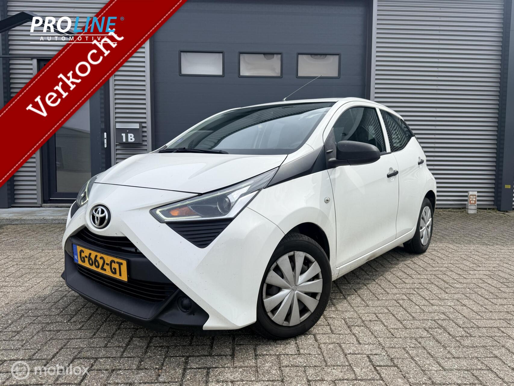 Toyota Toyota Aygo 1.0 VVT-i x / CRUISE / AIRCO 2019 - voorkant