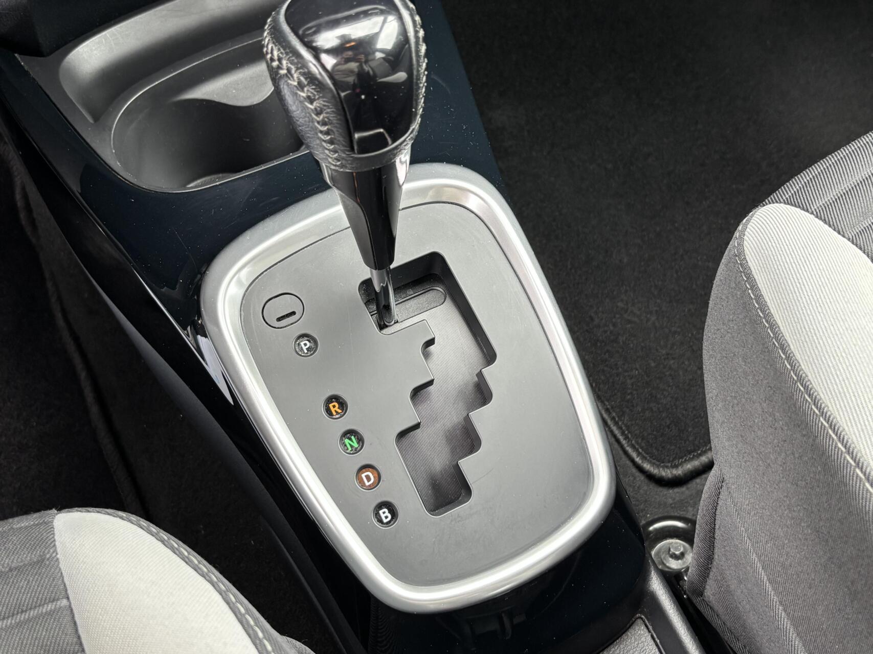 Foto van Toyota Toyota Yaris Hybrid