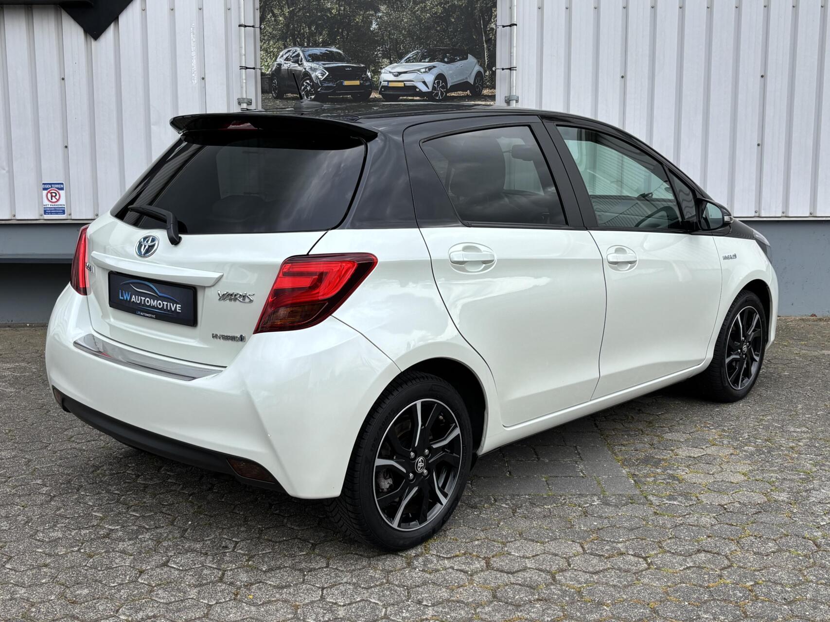 Foto van Toyota Toyota Yaris Hybrid