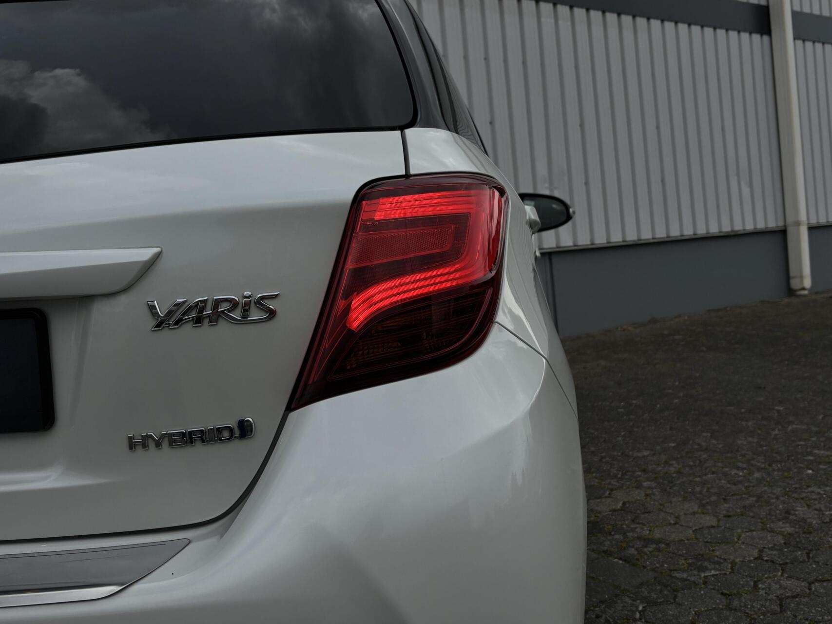 Foto van Toyota Toyota Yaris Hybrid