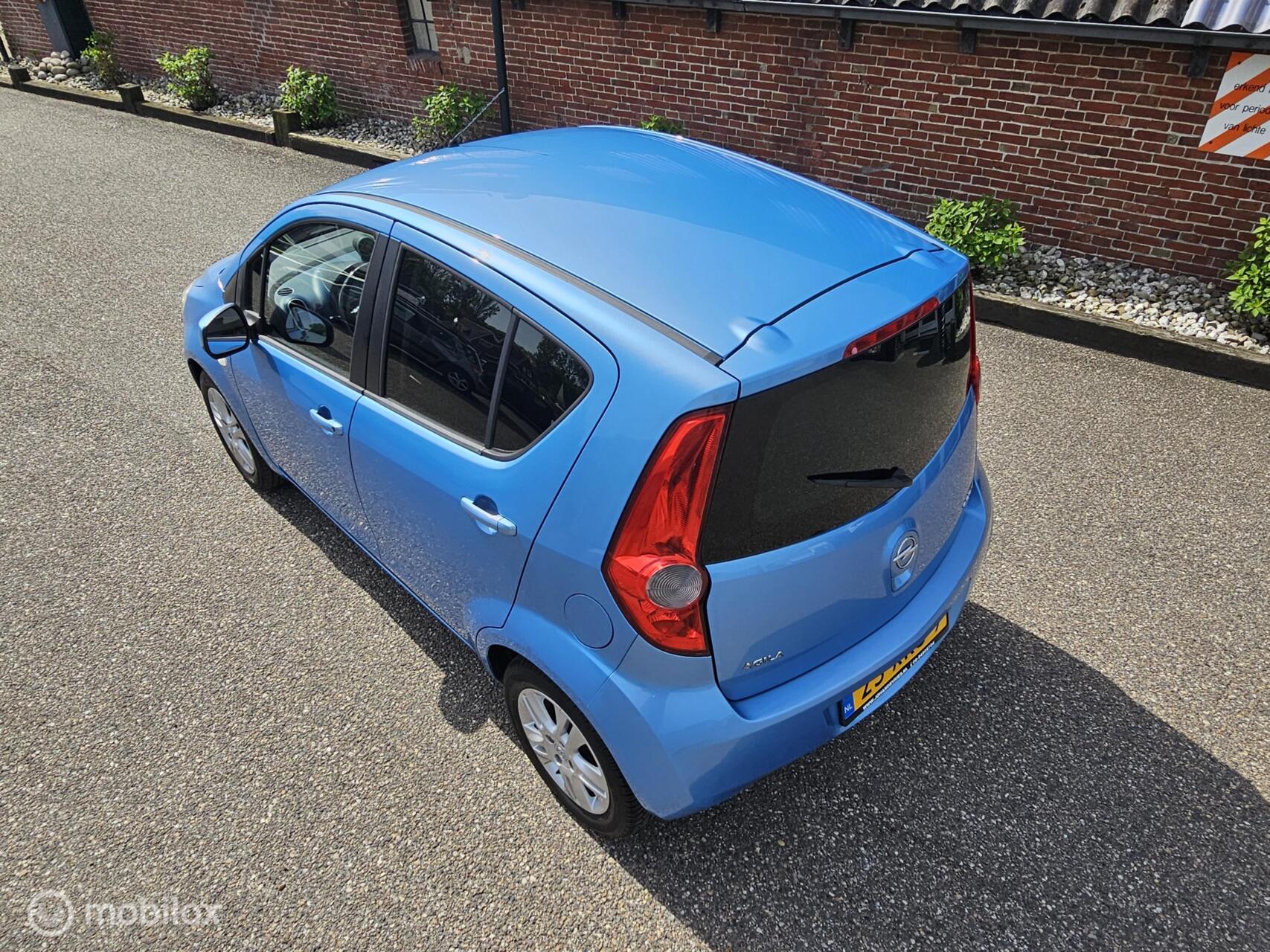 Foto van Opel Agila