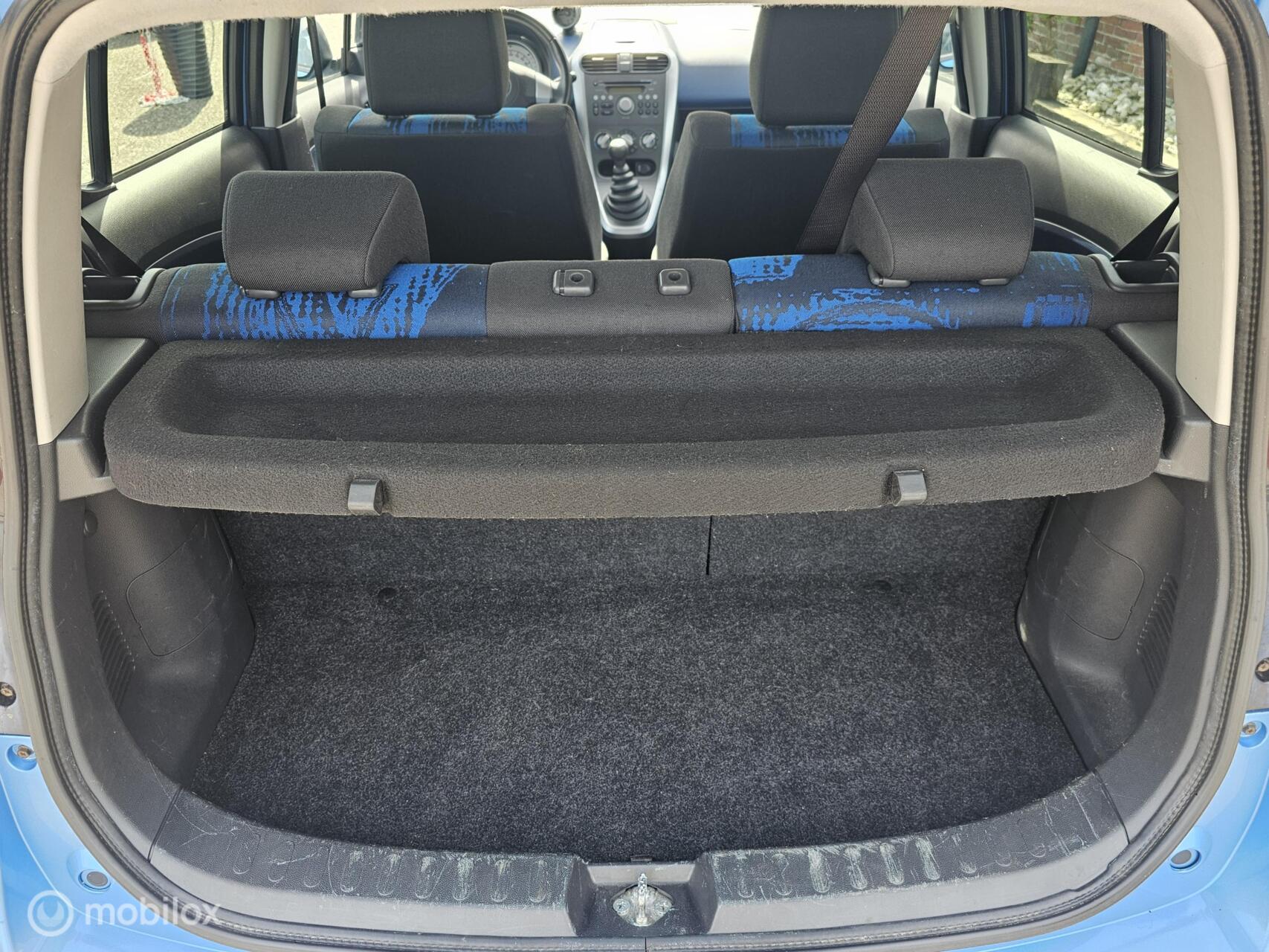 Foto van Opel Agila