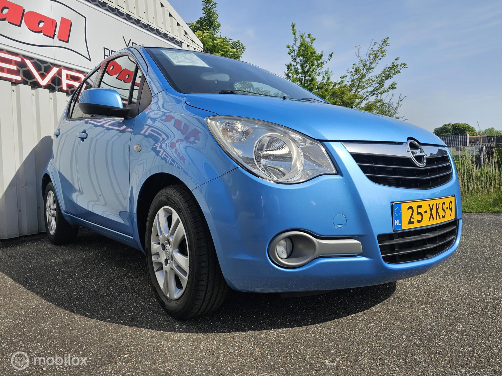 Foto van Opel Agila