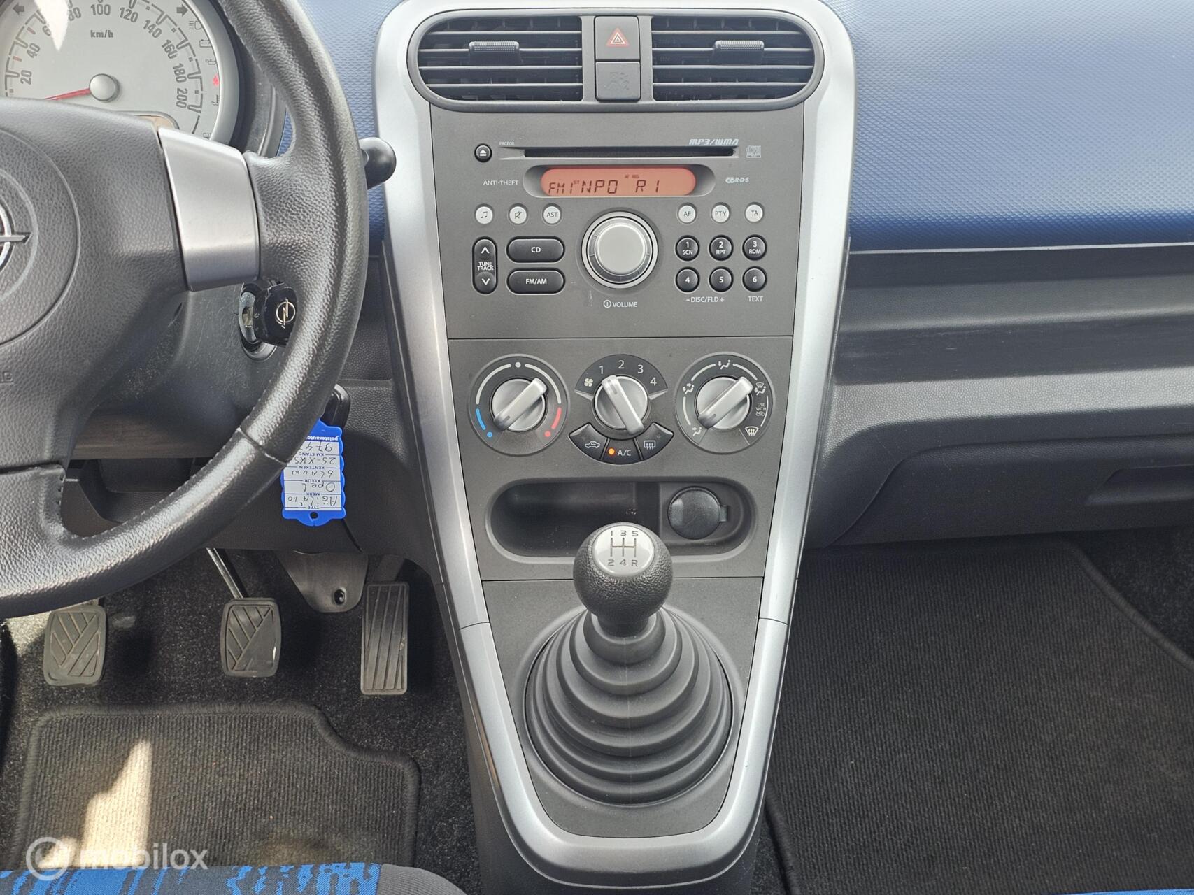 Foto van Opel Agila