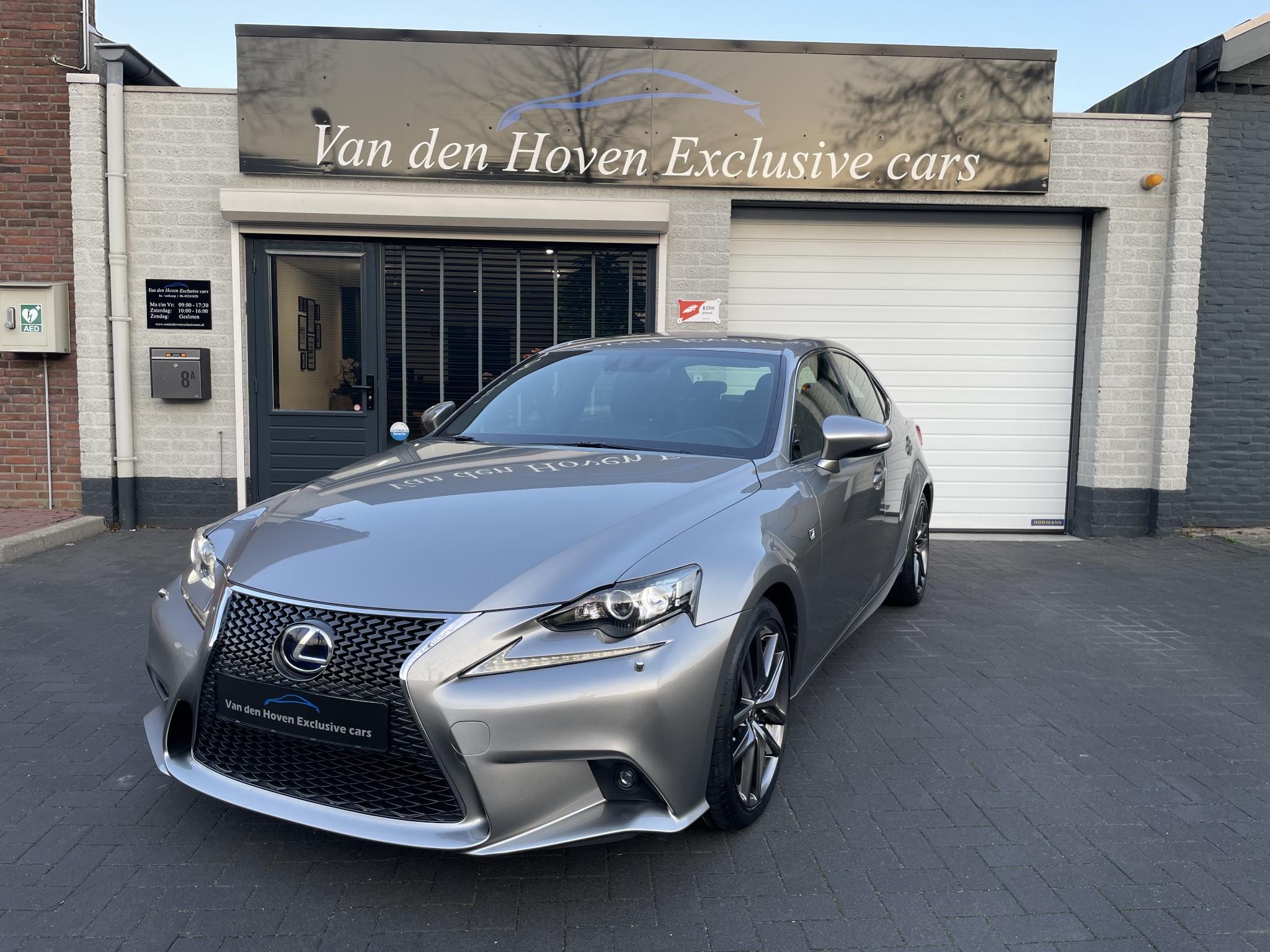 Foto van LEXUS LEXUS IS300H